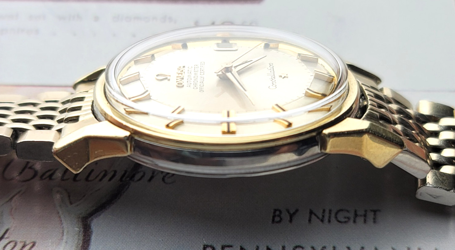 Vintage 14K / SS Omega Constellation Pie-Pan 168-005 caliber 561 .SERVICED.