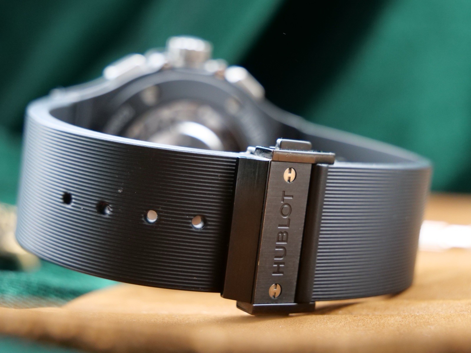 Hublot Big Bang Black Magic Carbon Fiber Dial Ceramic 301.CI.1770.RX B &P 2021