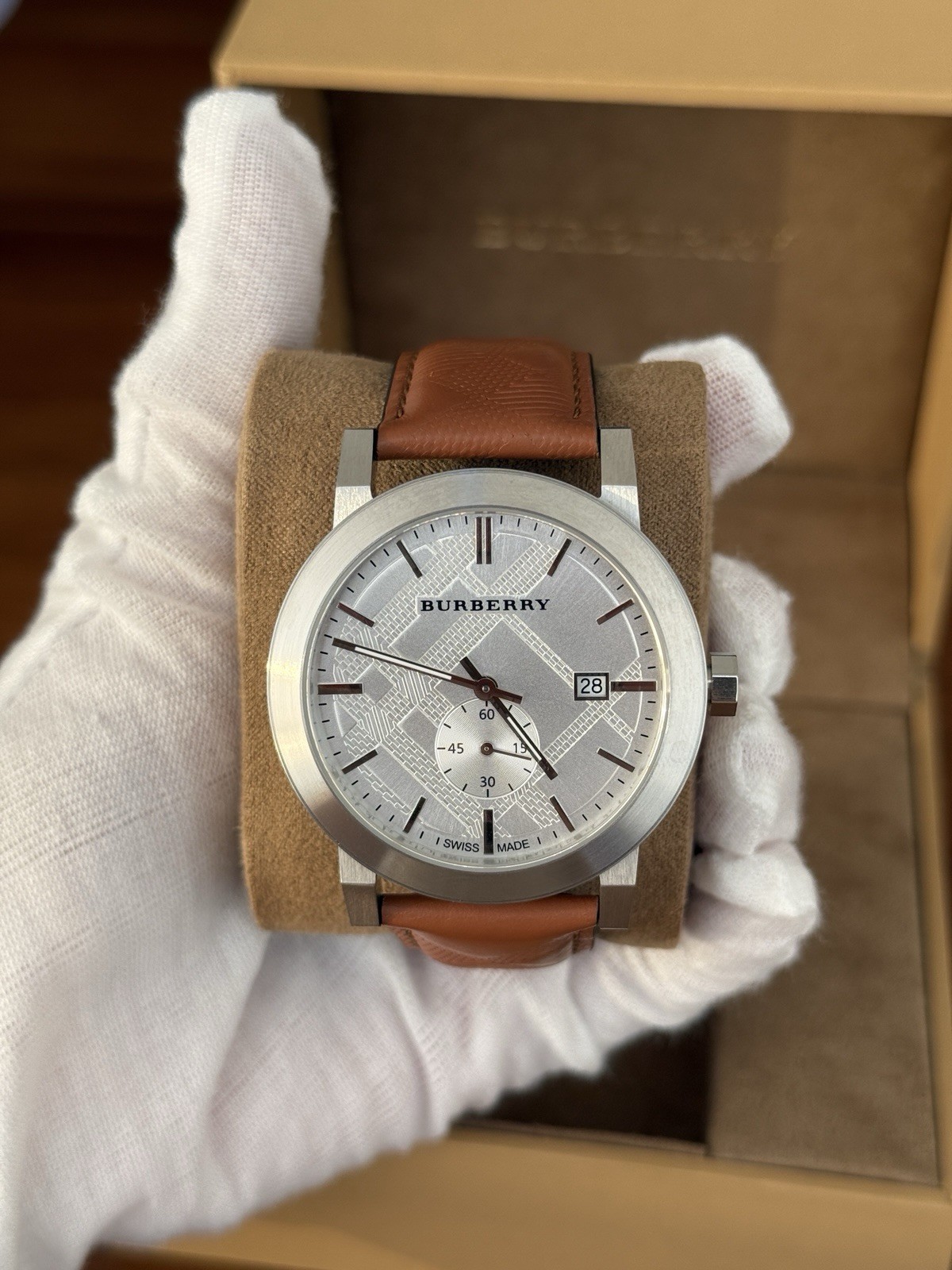 Burberry the city brown leather strap men’s watch bu9904
