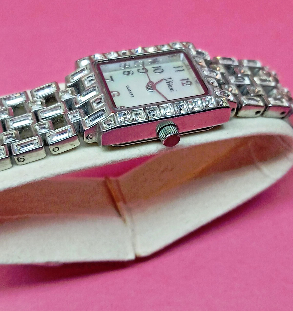 Ladies Vivani Rhinestone Dress Formal Watch – NEW Battery -Works Great MOP Dial