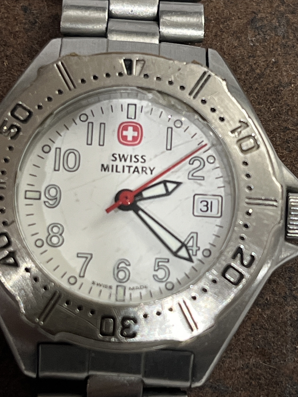 Wenger SWISS ARMY Military Ladies Watch 100 MTR Water Resident W/ New Battery!