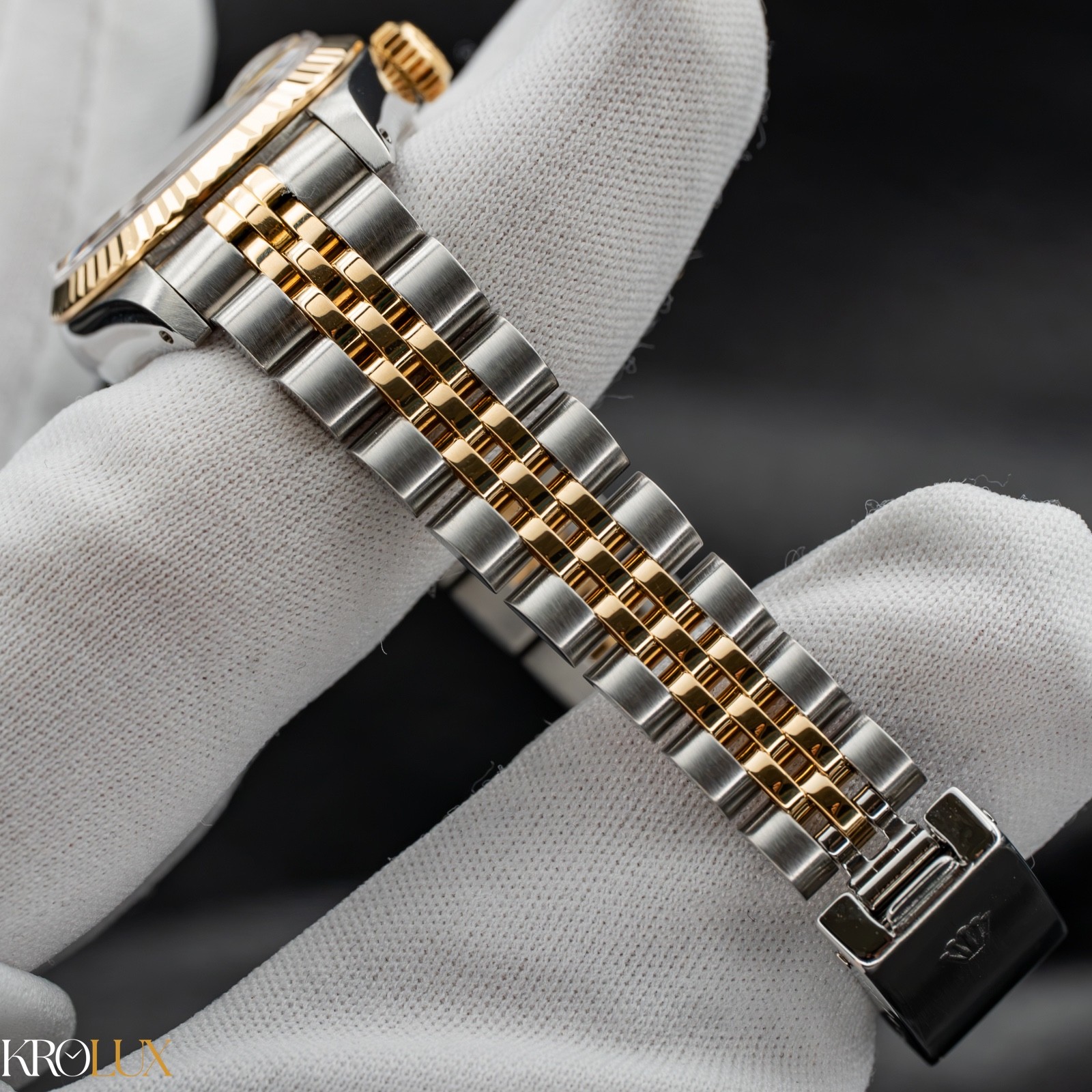 1982 Rolex Lady-Datejust 26mm Two-Tone Linen Dial 69173