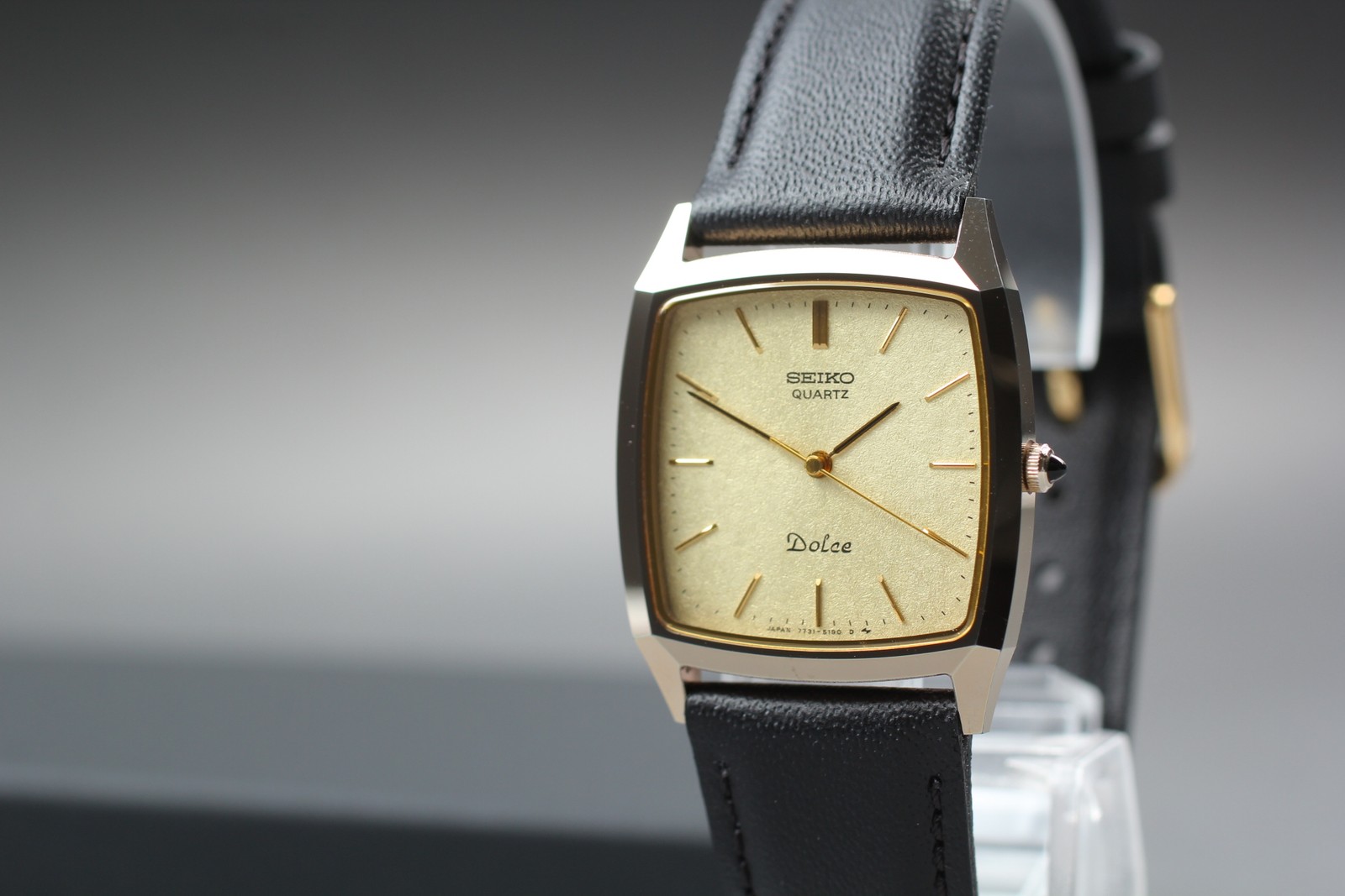Serviced Vintage 1987 Seiko Dolce 7731-5160 Tungsten Tank Mens Watch From JAPAN