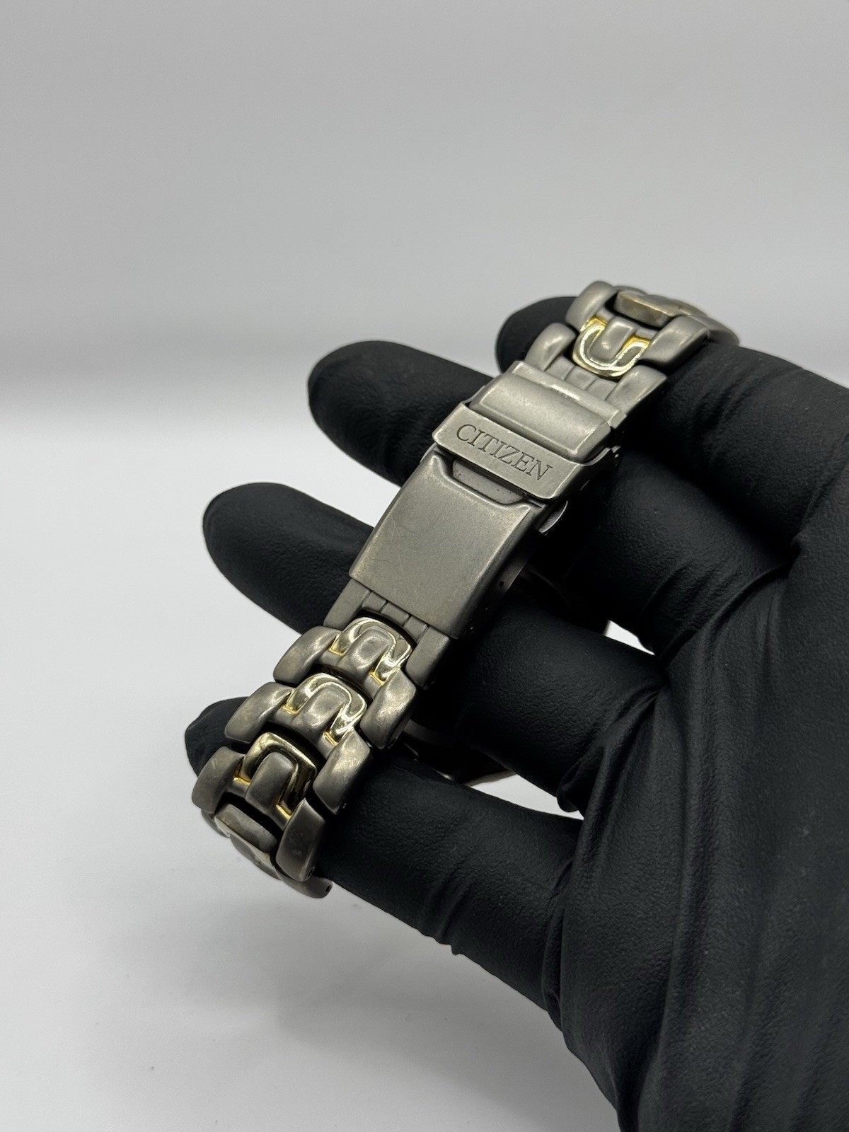 Citizen Titanium Eco-Drive 180 Two-Tone Bracelet 200 Meters Diver Date