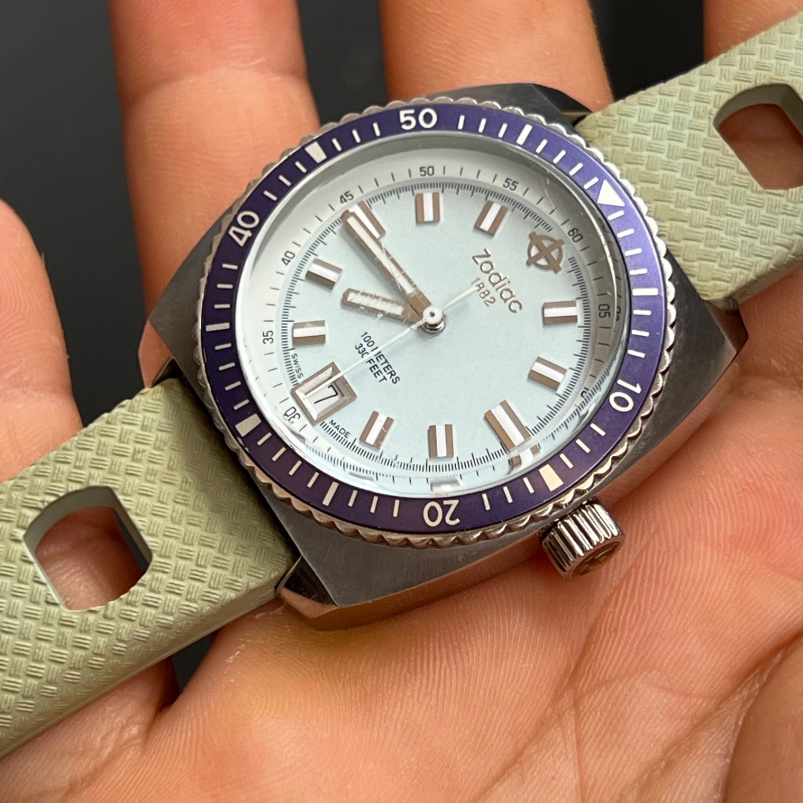 Zodiac Seadragon ZO2230 Skindiver Watch Blue Bazel Blue Dial Swiss Made 100M