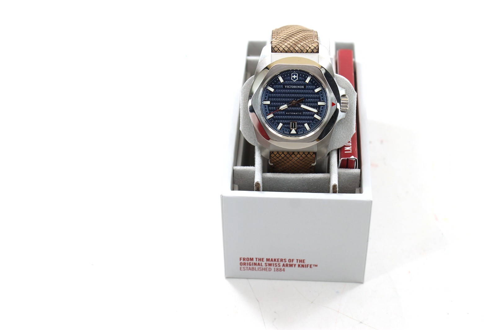 Victorinox Men’s I.N.O.X. Automatic Leather and Rubber Watch – 242018.1 NEW