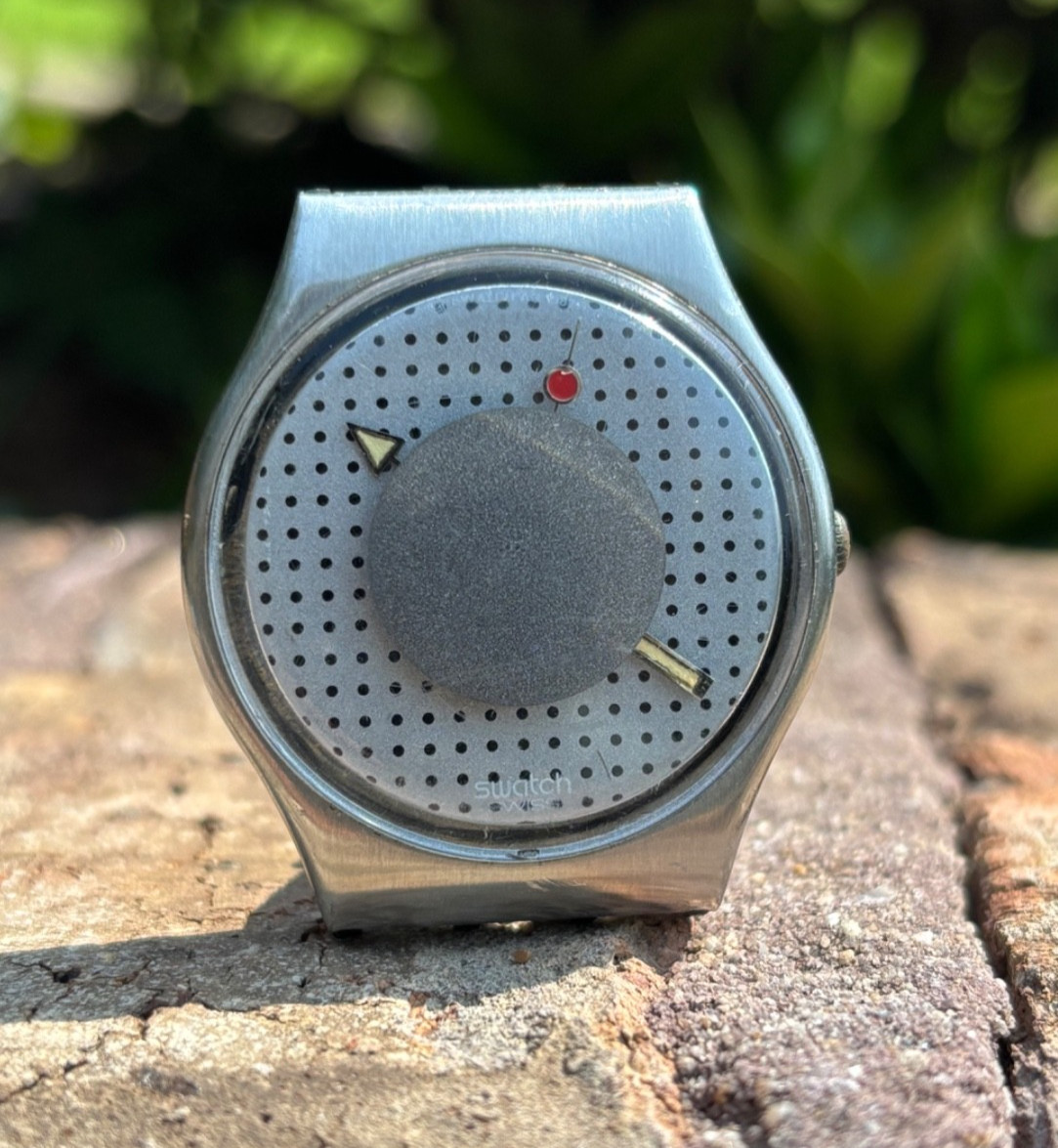 Vintage Swatch Swiss Quartz Watch Heartstone GX100 Running Pop Art