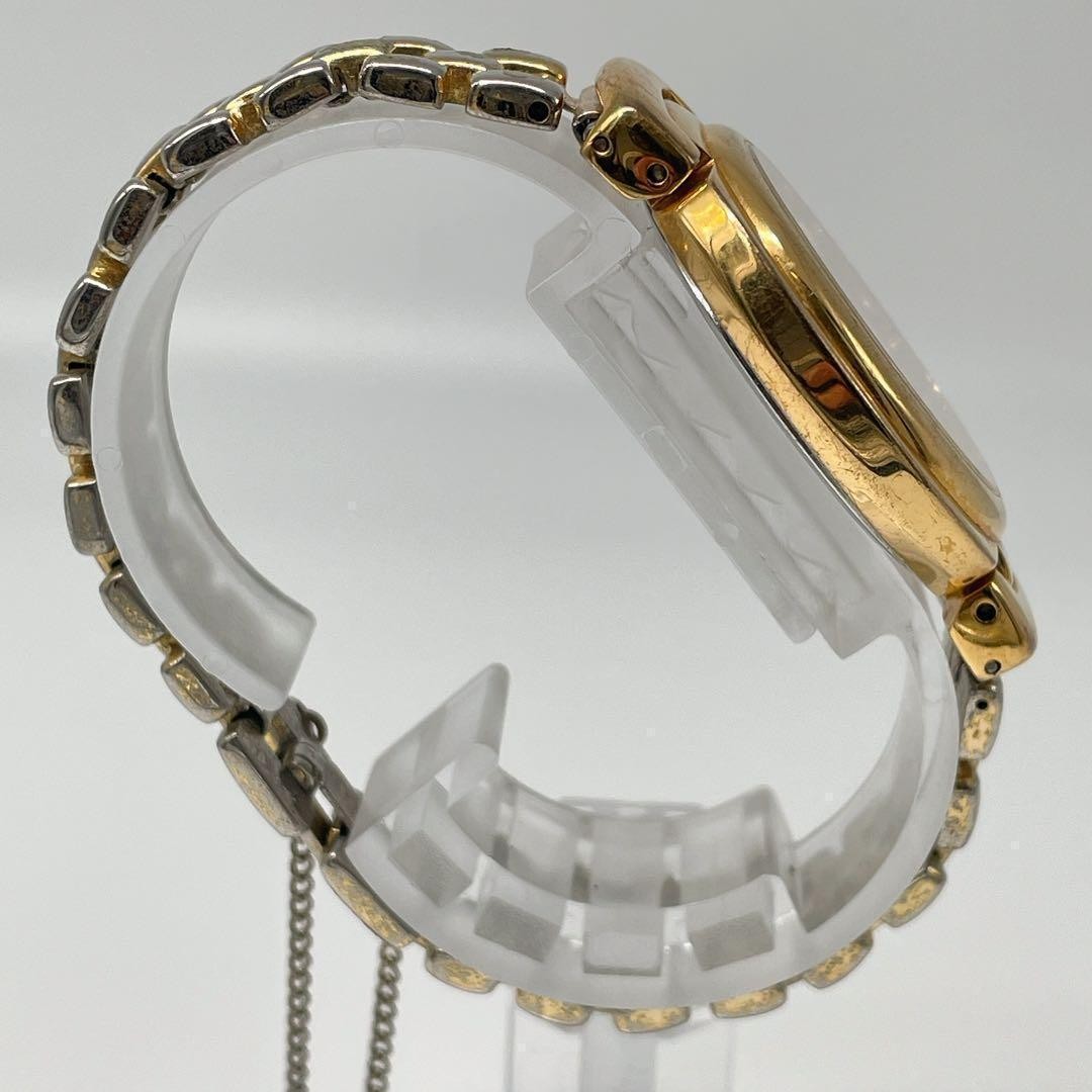 Givenchy Vintage Gold White Quartz Ladies Wristwatch Rare Japan 071124