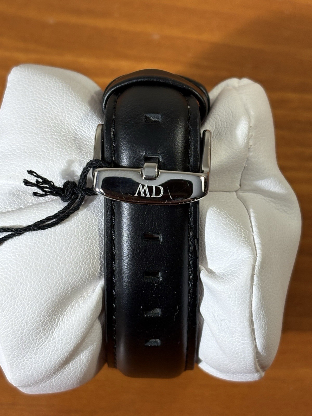 Daniel Wellington Classic Sheffield Black Leather Band Unisex Watch 36mm Silver