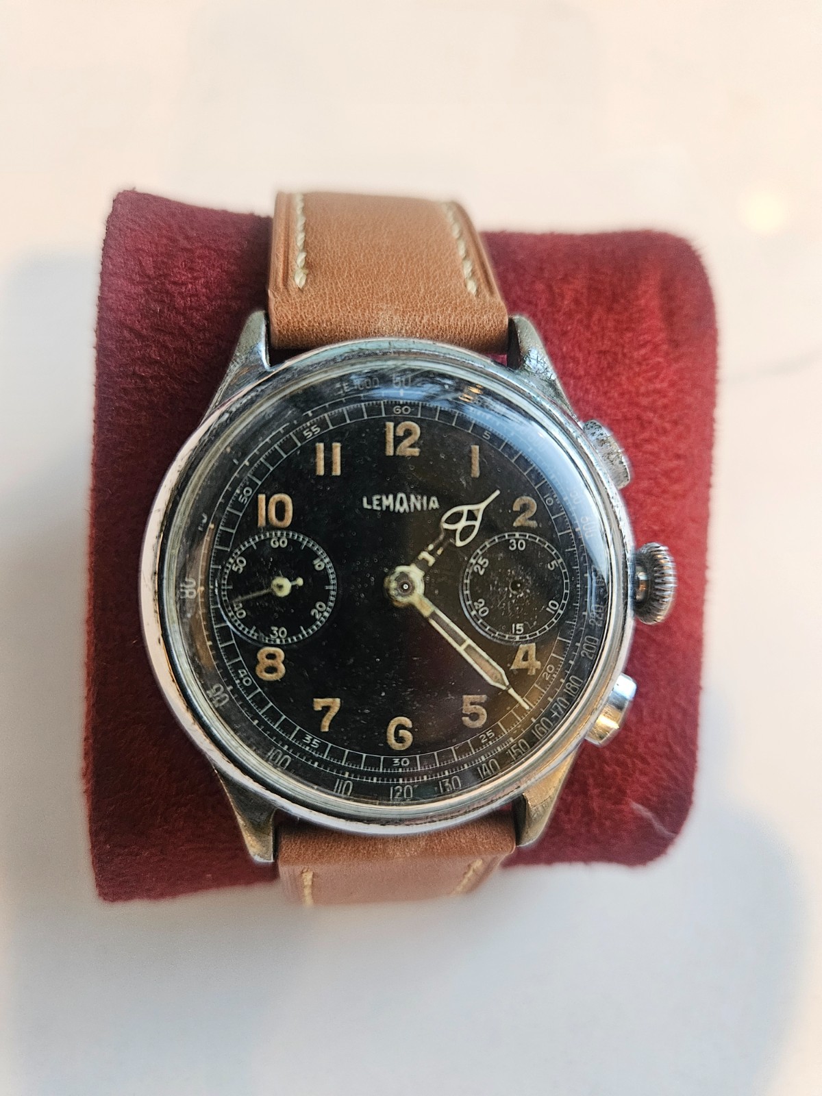 Vintage LEMANIA Chronograph 1940s Black Gilt Dial 37mm Original – Runs – Project
