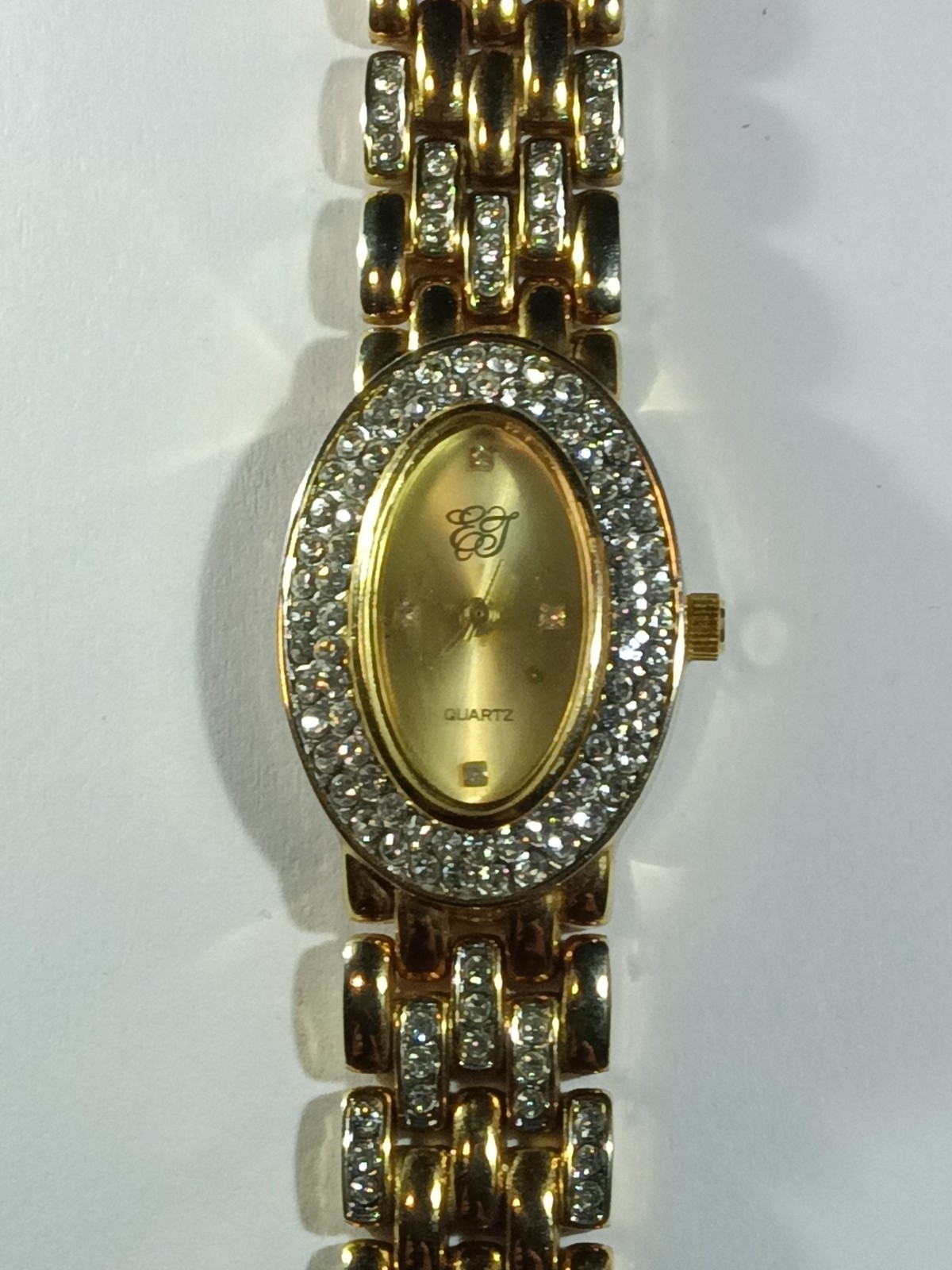Elizabeth Taylor ET White Diamonds Quartz Ladies Watch Wristwatch