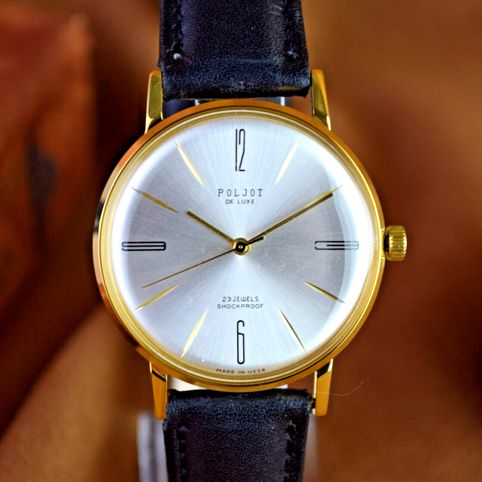NOS Poljot De LUXE Ultra Slim 23 Jewels 2209 Soviet Mens Wristwatch Vintage USSR
