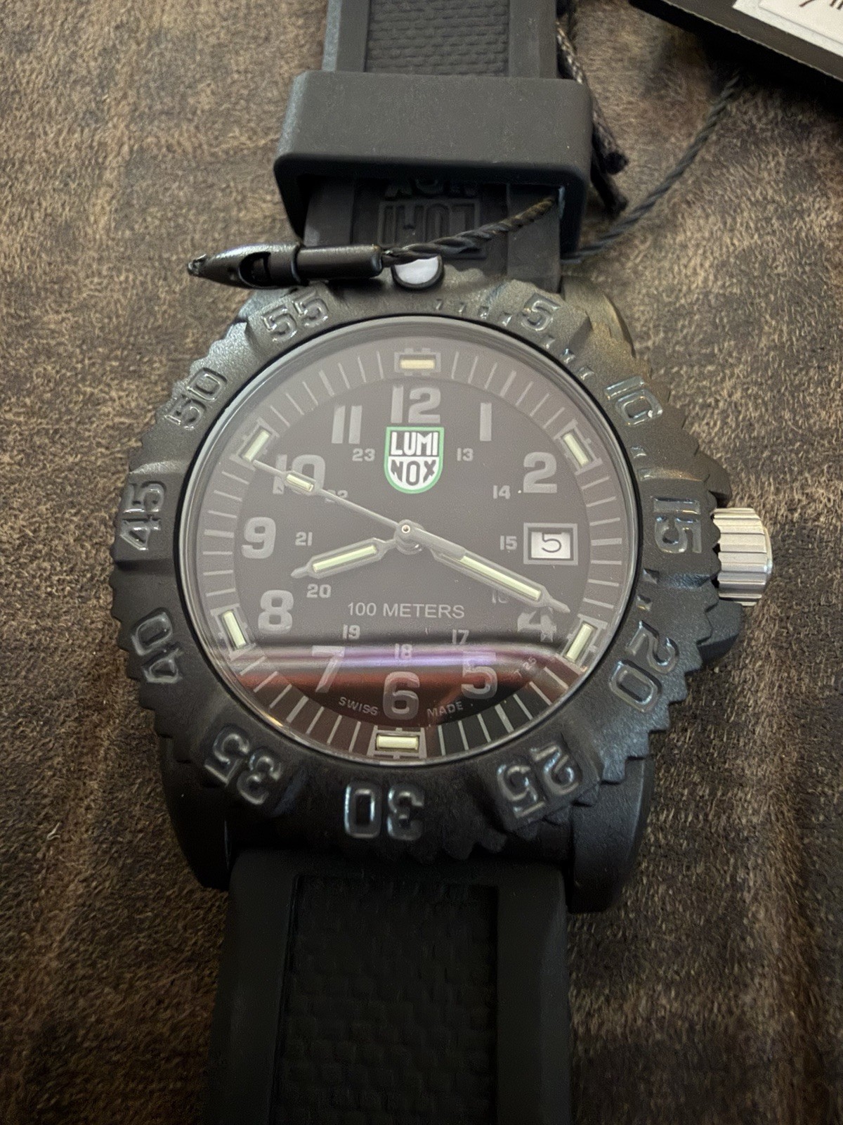 Luminox Sea Lion Men’s Quartz Date 100m Black Carbon Case Rubber Strap