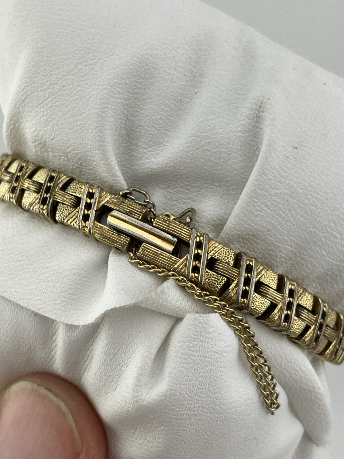 Vtg Seiko Ladies 20mm Watch Gold Tone Dark Brown Dial 6″ 1400-6960 -RUNS