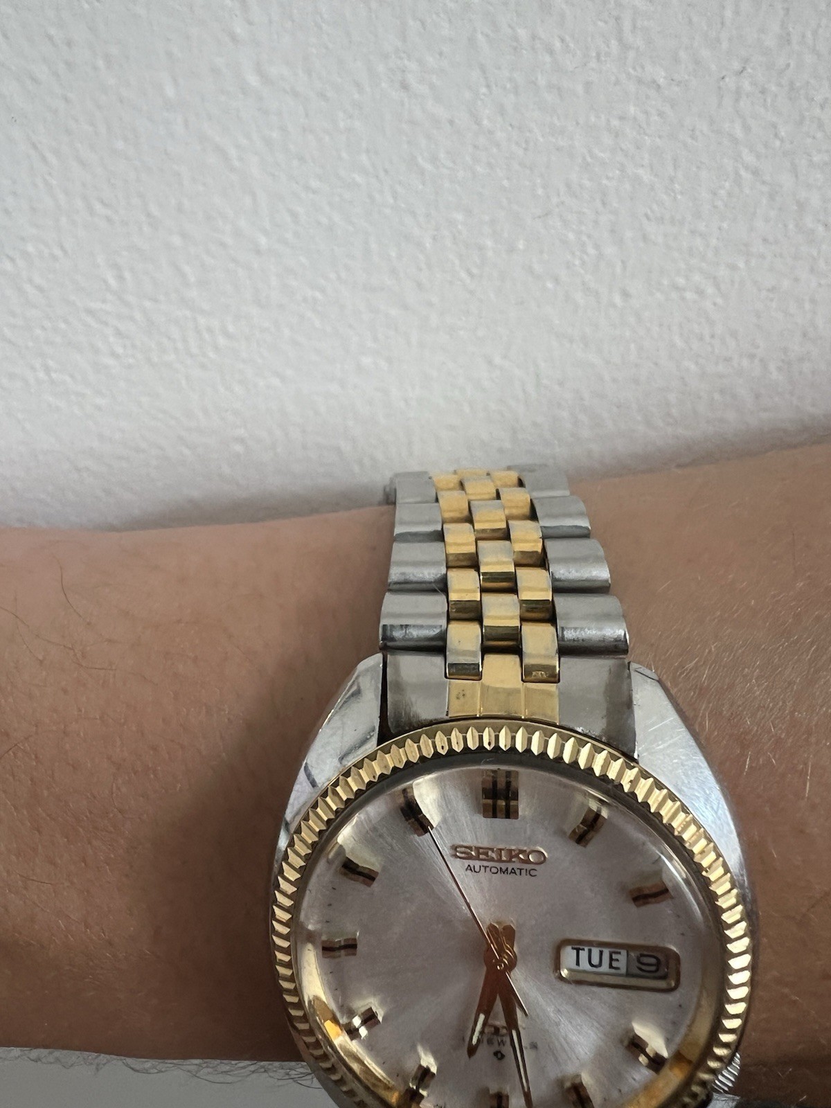 Vintage 1971 Seiko DX Automatic Day Date 6106-7047 Two Tone Jubilee Running