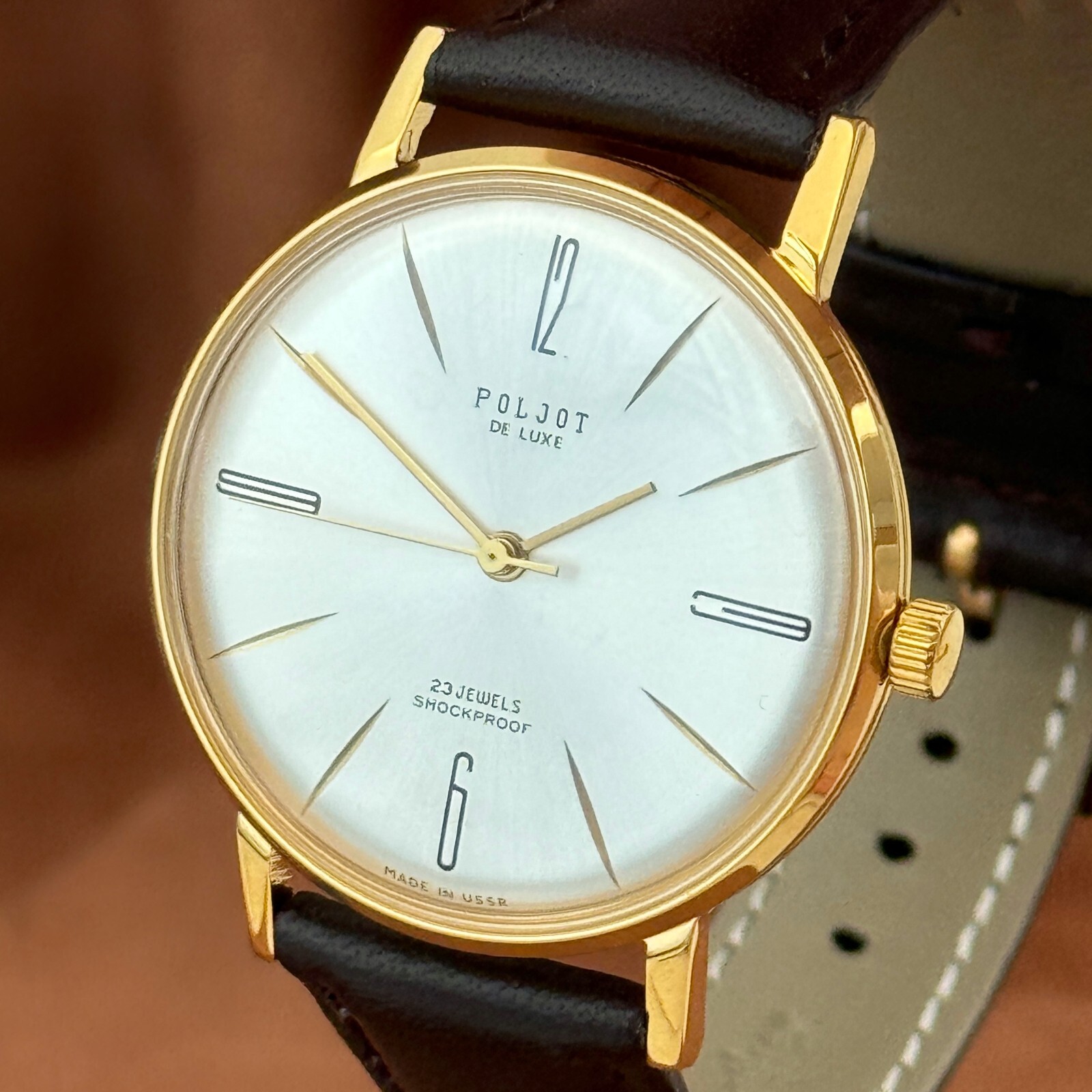 Vintage Wristwatch NOS Poljot De LUXE Ultra Slim Soviet Watch 2209 23 Jewels