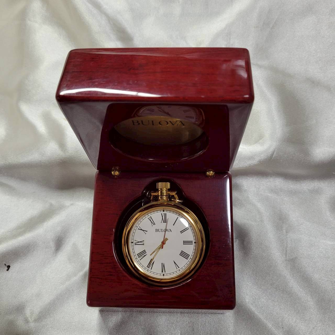 Bulova Ashton Gold-Tone Pocket Watch B2662 Quartz High-Gloss Mahogany Wood Box