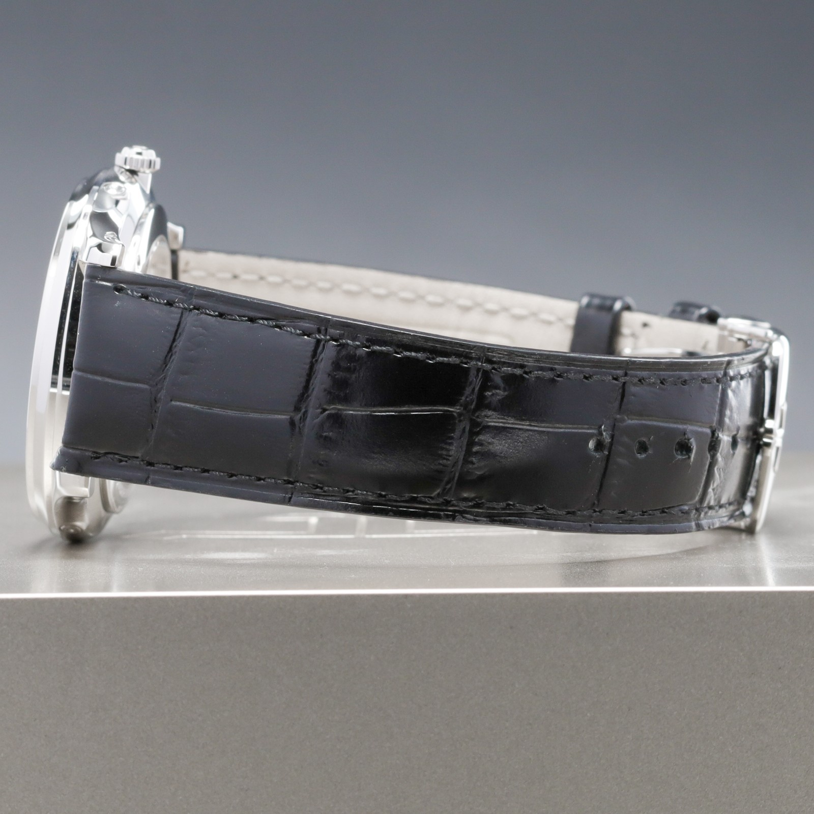 Jaeger-LeCoultre Master Ultra Thin 39mm Black Dial Q1368470