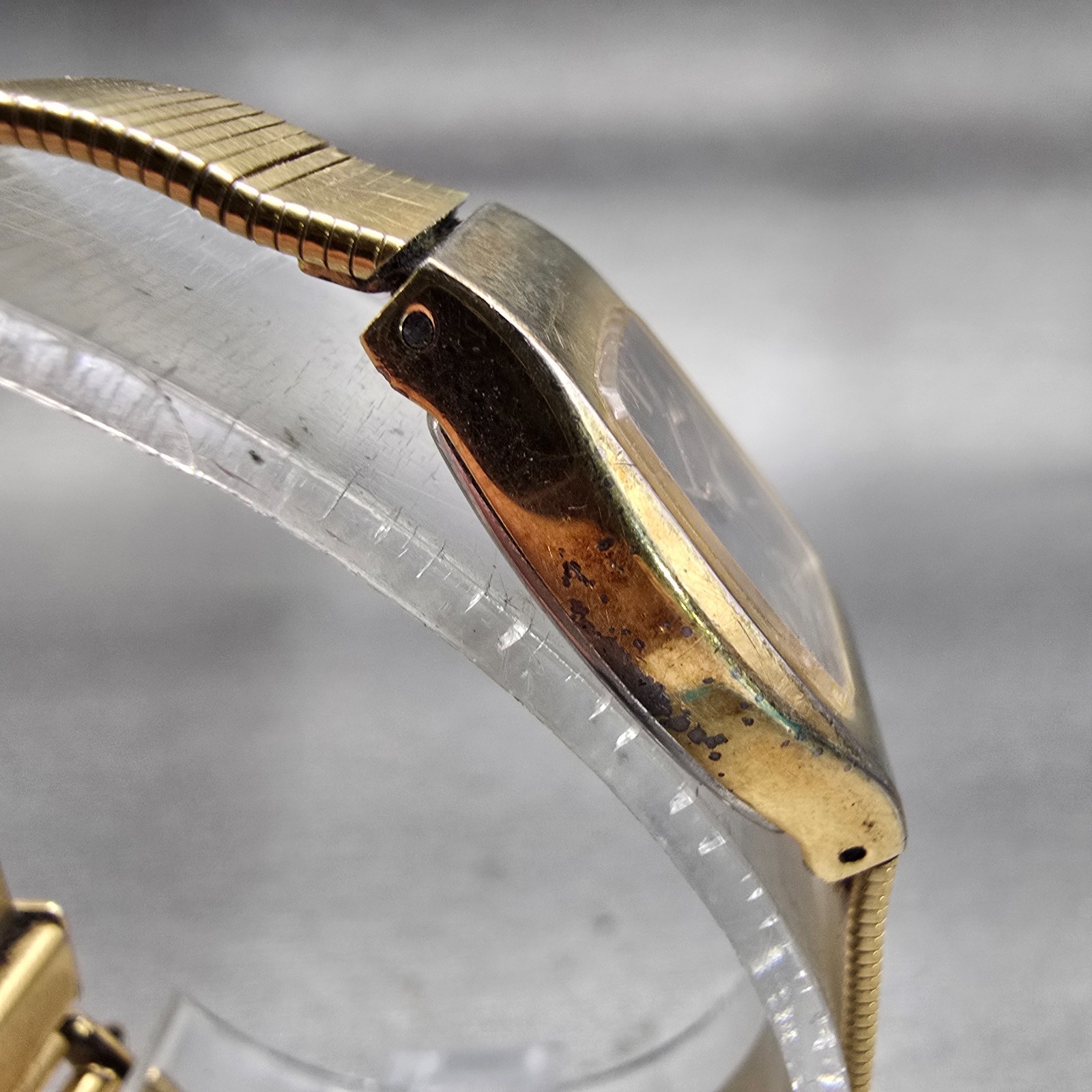 Seiko Watch Women 16mm Brown Dial Gold Tone Oval 2C20-5559 New Battery Vintage