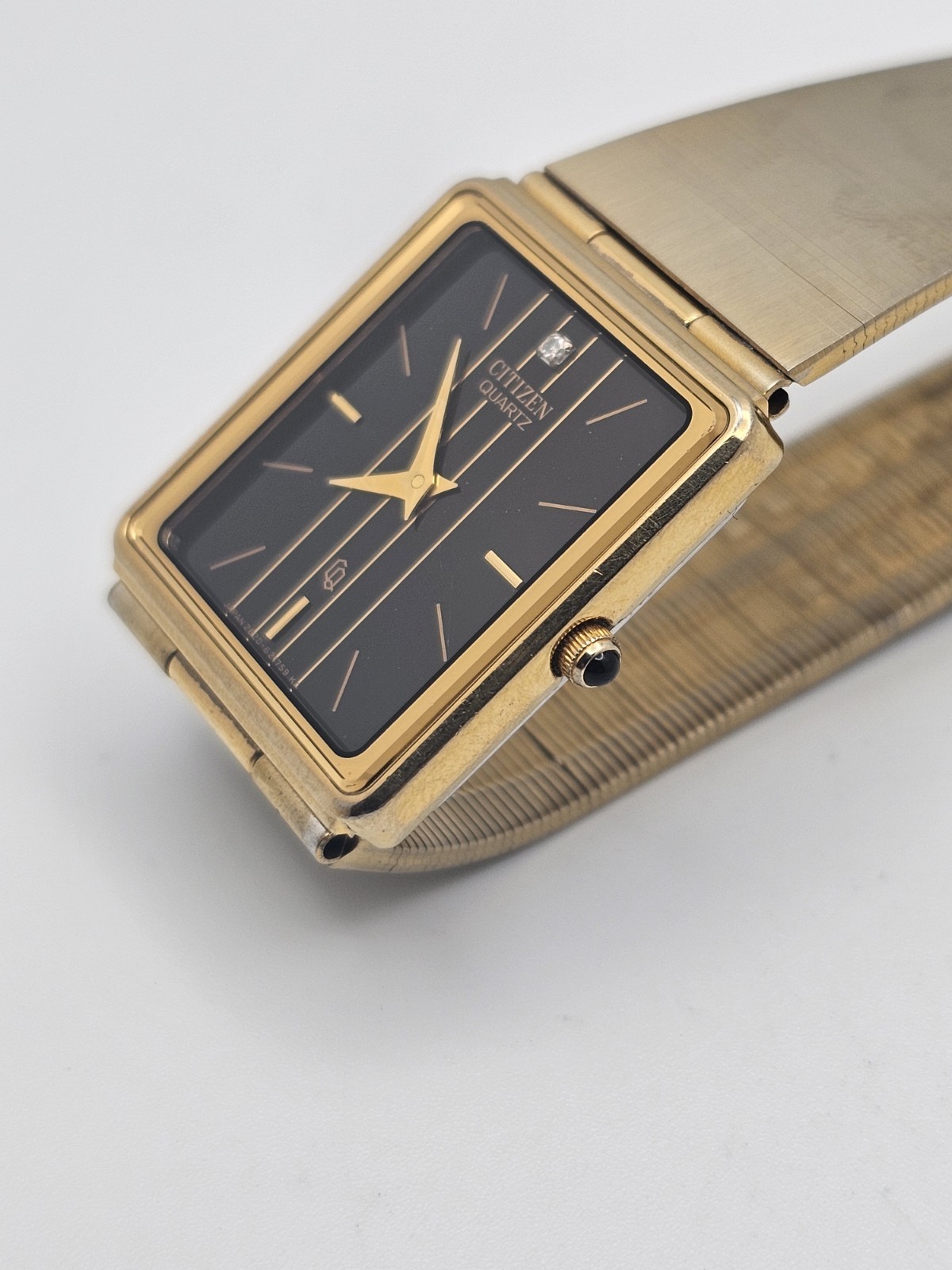 Vintage Rare 1985 Citizen CQ Men Analog Watch 2820-265742 Y Pinstripe Black Dial