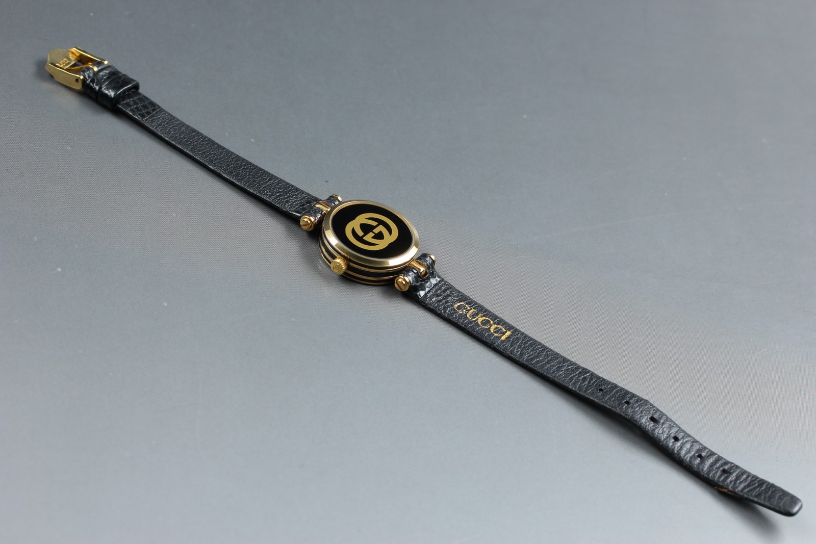 [Near MINT] Gucci 2000L 22mm Black Dial Gold Women’s Quartz Watch From JAPAN