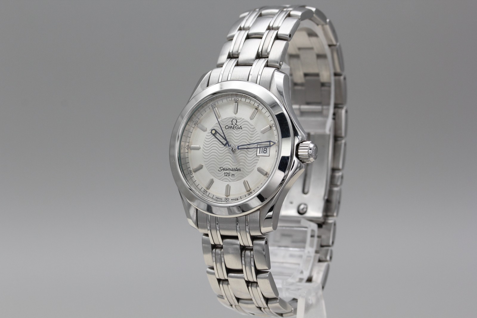 ▶️【Exc+5 w/ Box】OMEGA Seamaster 120m Cal.1538 2511.31 Silver Quartz Men’s Watch