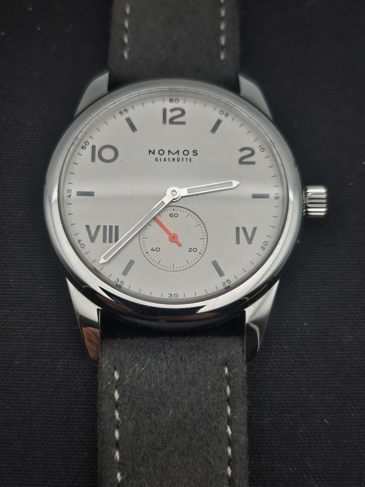 Nomos Glashutte Club Campus 38 38.5mm | Ref: 735 [Exhibition Caseback]