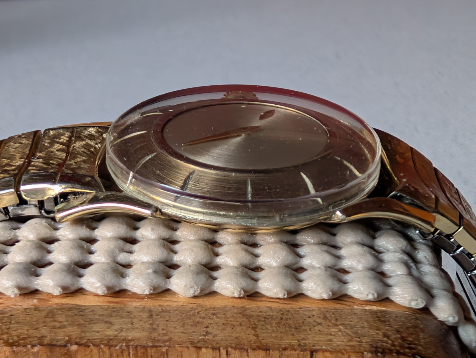 DEFECTIVE c1950 UNIQUE 23J ELGIN FUTURA MYSTERY DIAL WATCHINOUT BOX PAPE G3D