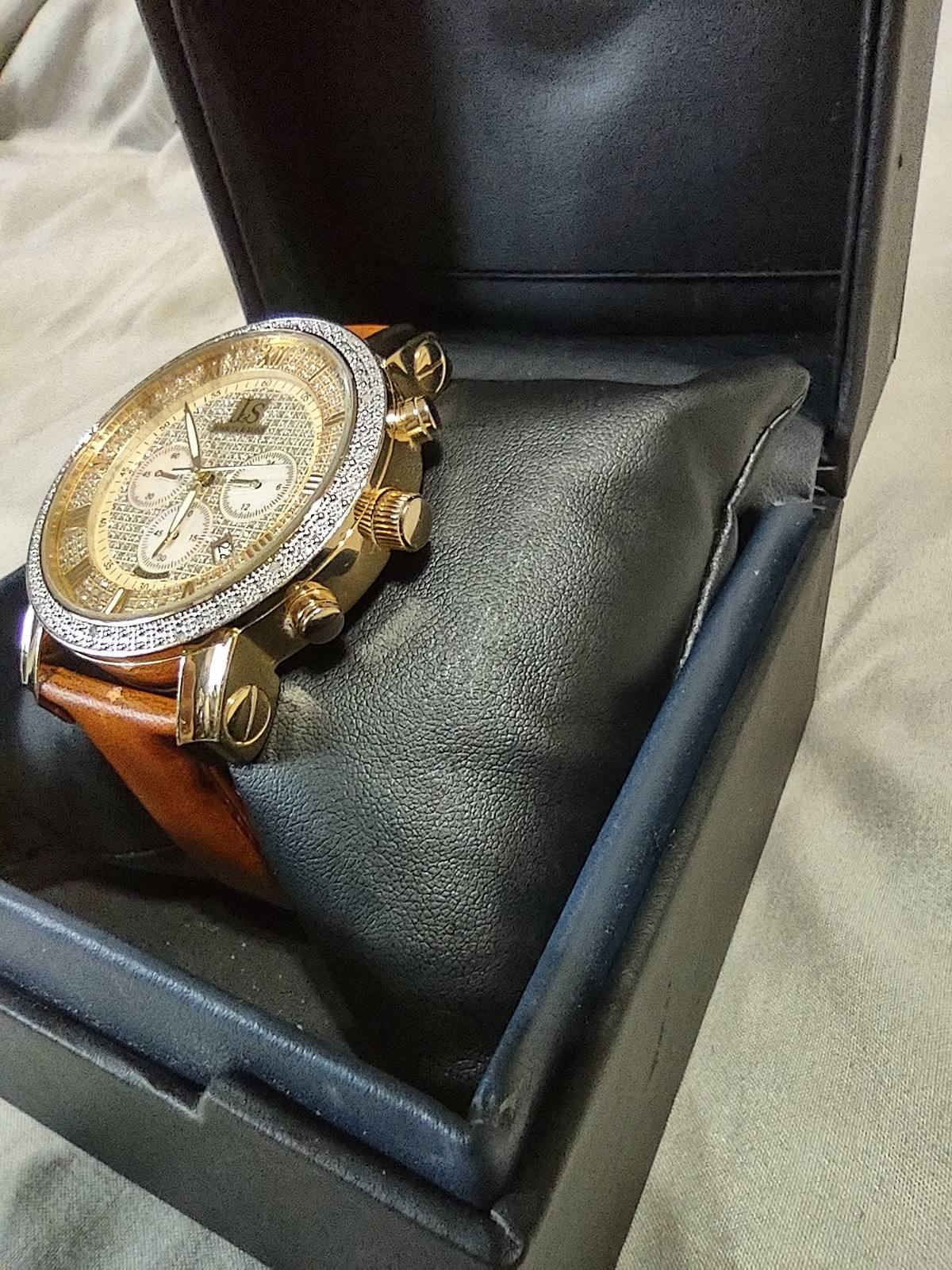 Joshua & Sons Men’s JS-28-03 Diamond Chronograph Quartz Watch Orig case & papers