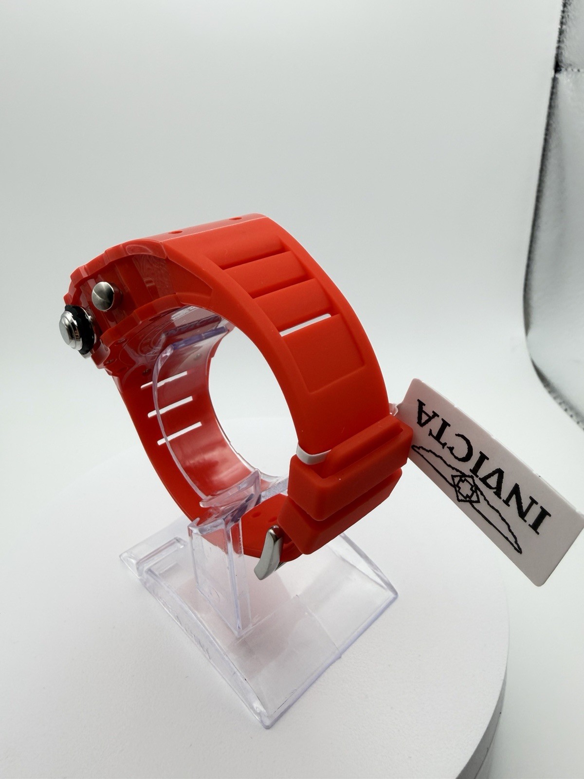 69676-Invicta Racing Vaulthan Men’s Watch 44mm Red Dial Red Silicone Strap.