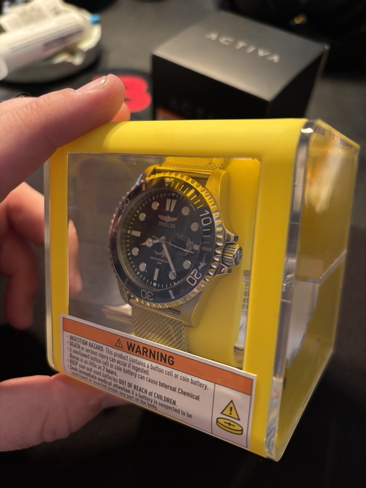 Invicta Pro Diver men’s 47mm quartz black dial, SS silver mesh bracelet