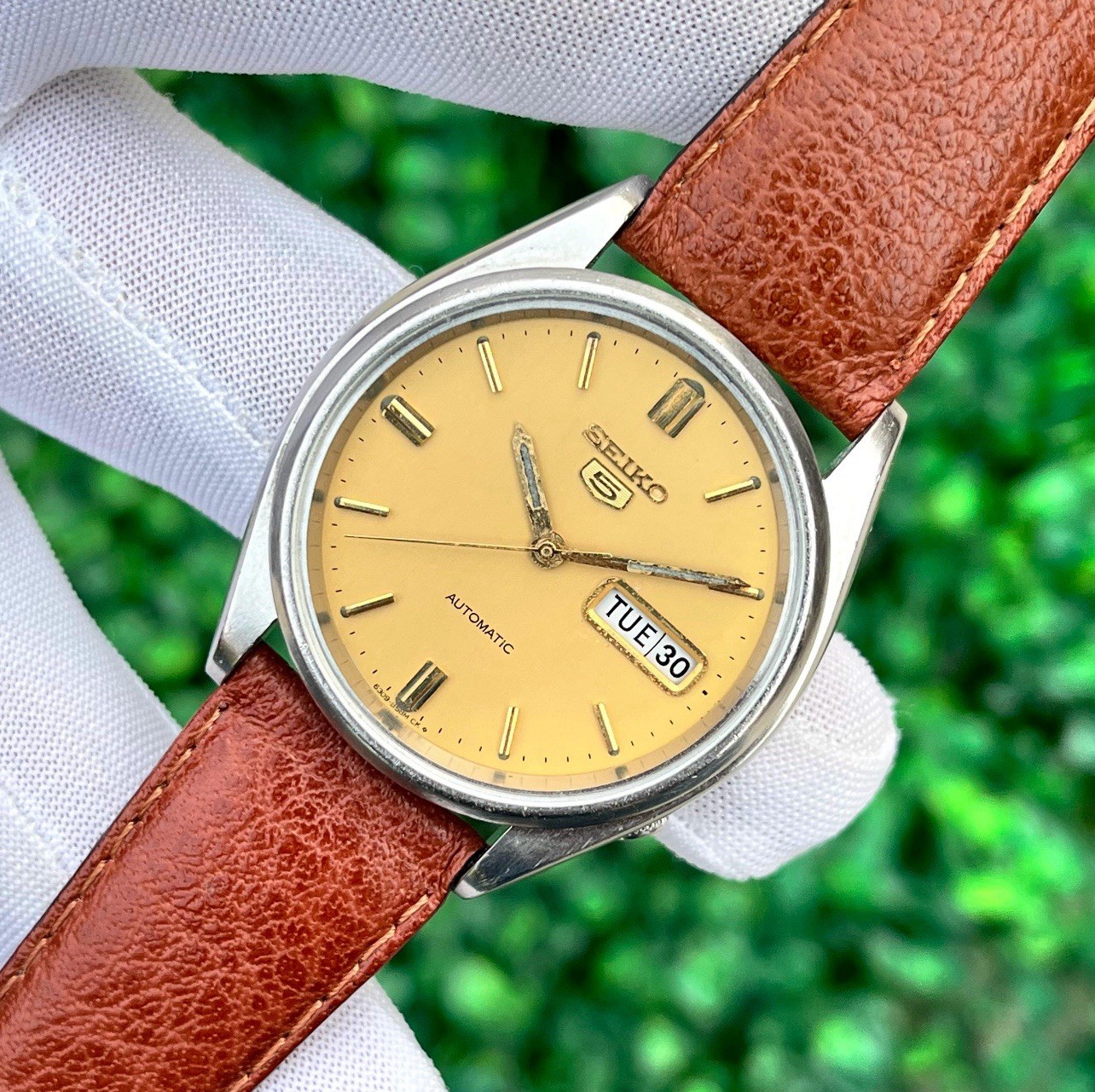 Vintage Seiko 5 Automatic Golden Dress Formal Japan Made Men’s Watch Cal. 6309