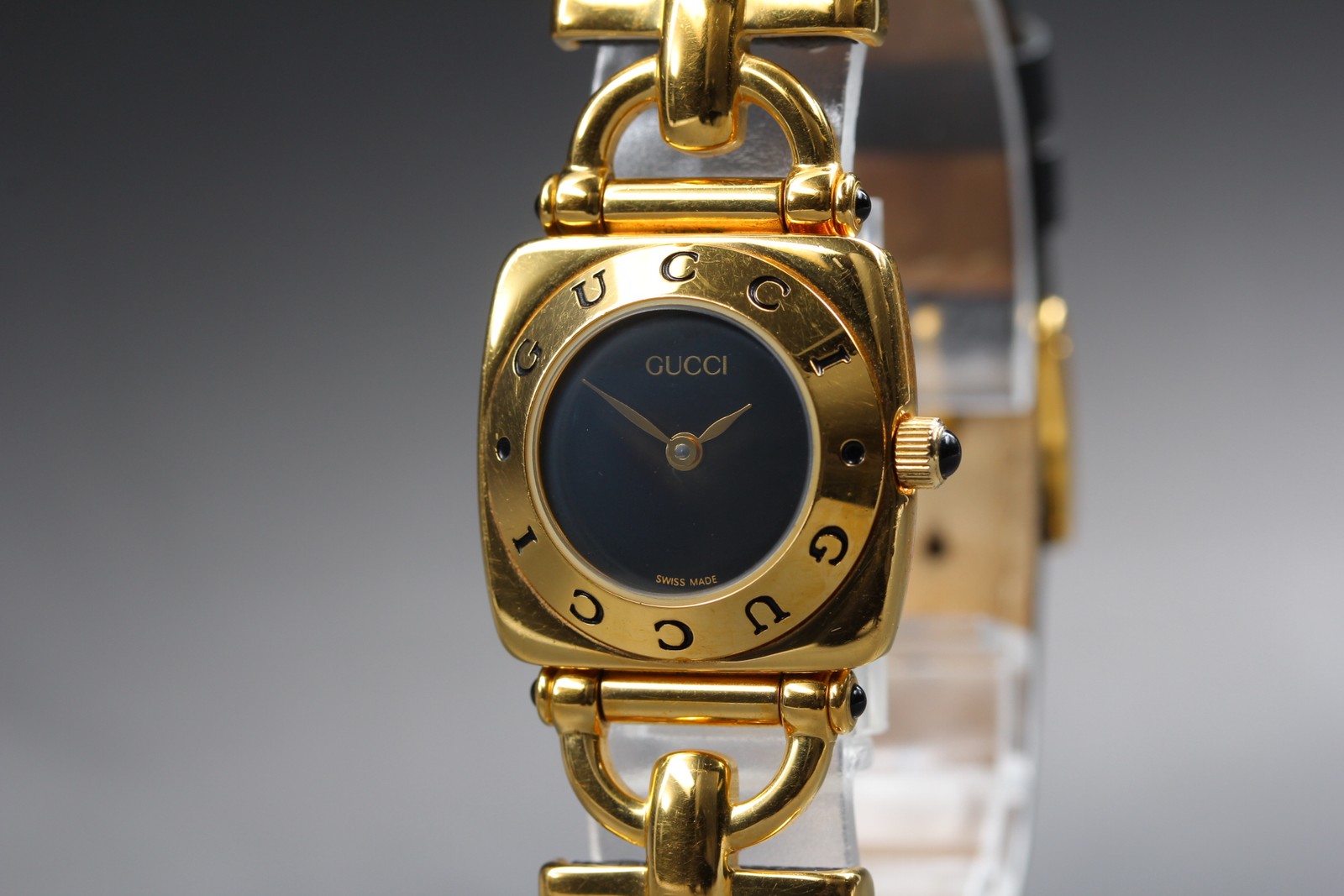 [Near MINT] GUCCI 6300L Horsebit Gold Black Dial 21mm Qz Ladies Watch JAPAN