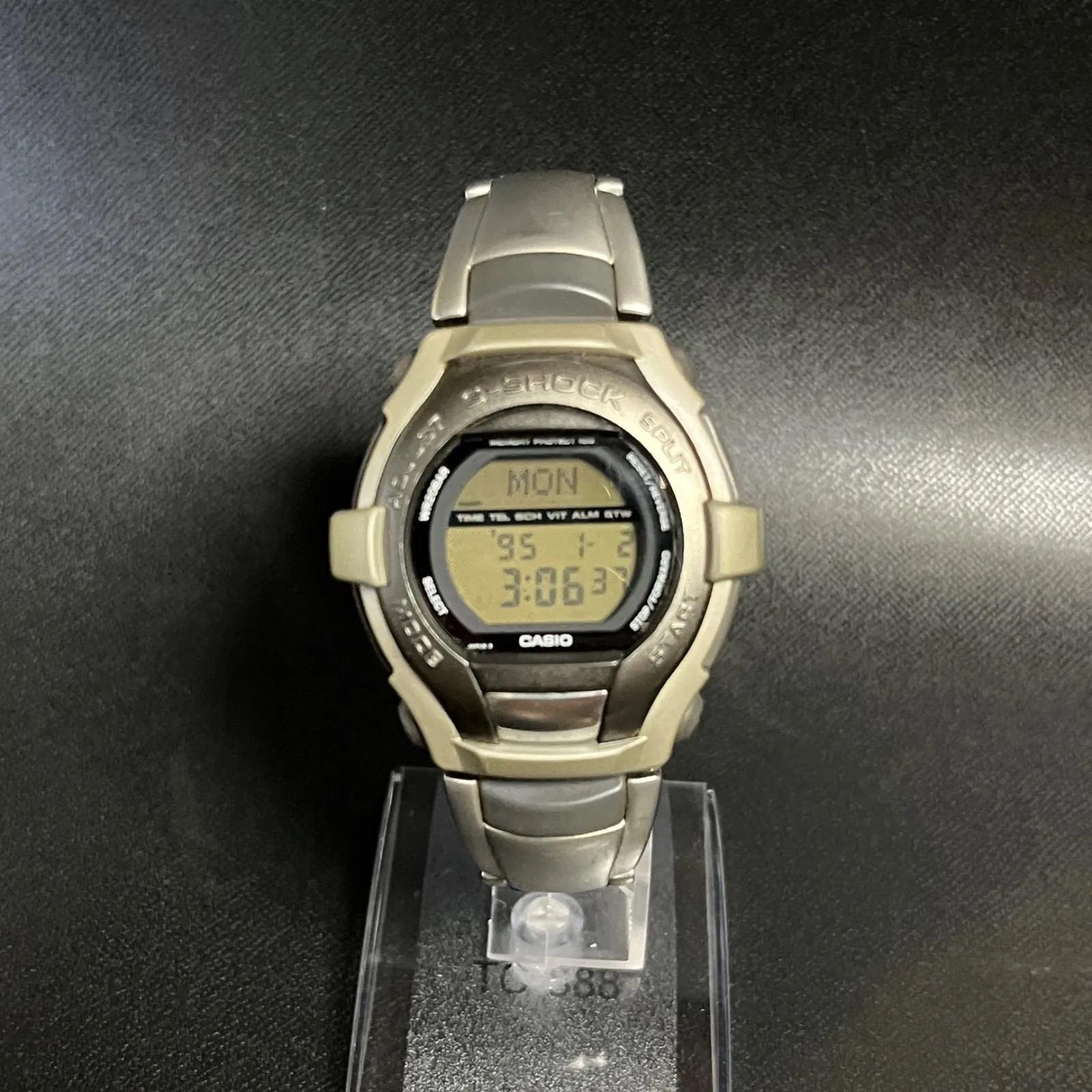 [Working Condition] G-SHOCK GT-000 White Y2K Digital Watch – Tested and working,