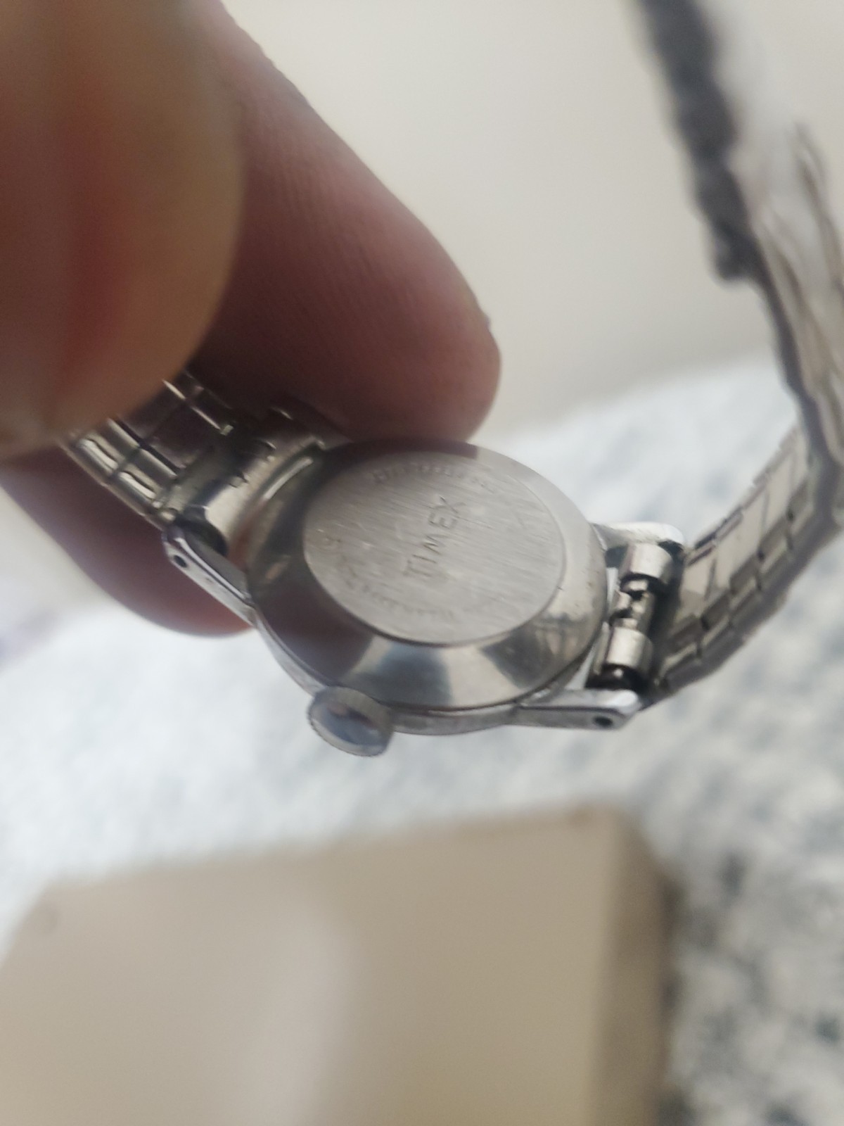vintage womens timex wind up running well keeps time