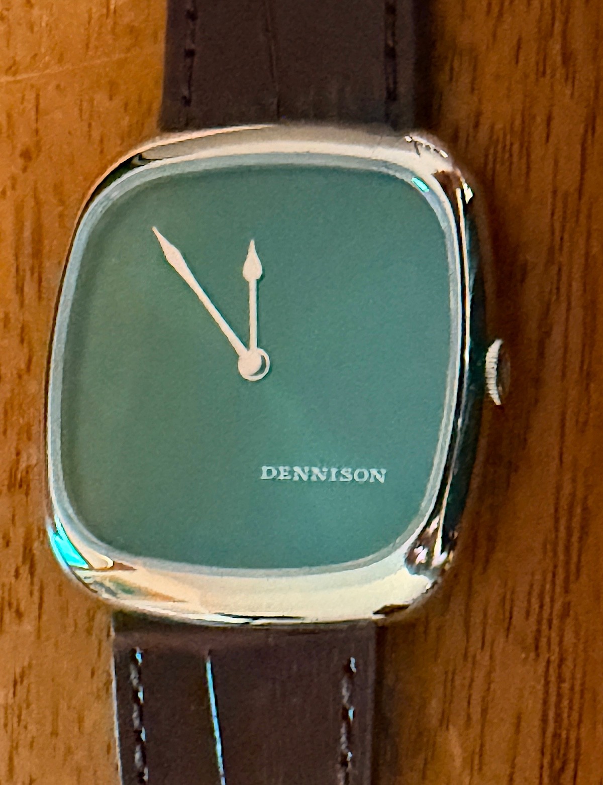 Dennison ALD1 Watch Green Sunray LNIB Complete. 33×37 mm. Great Gift.