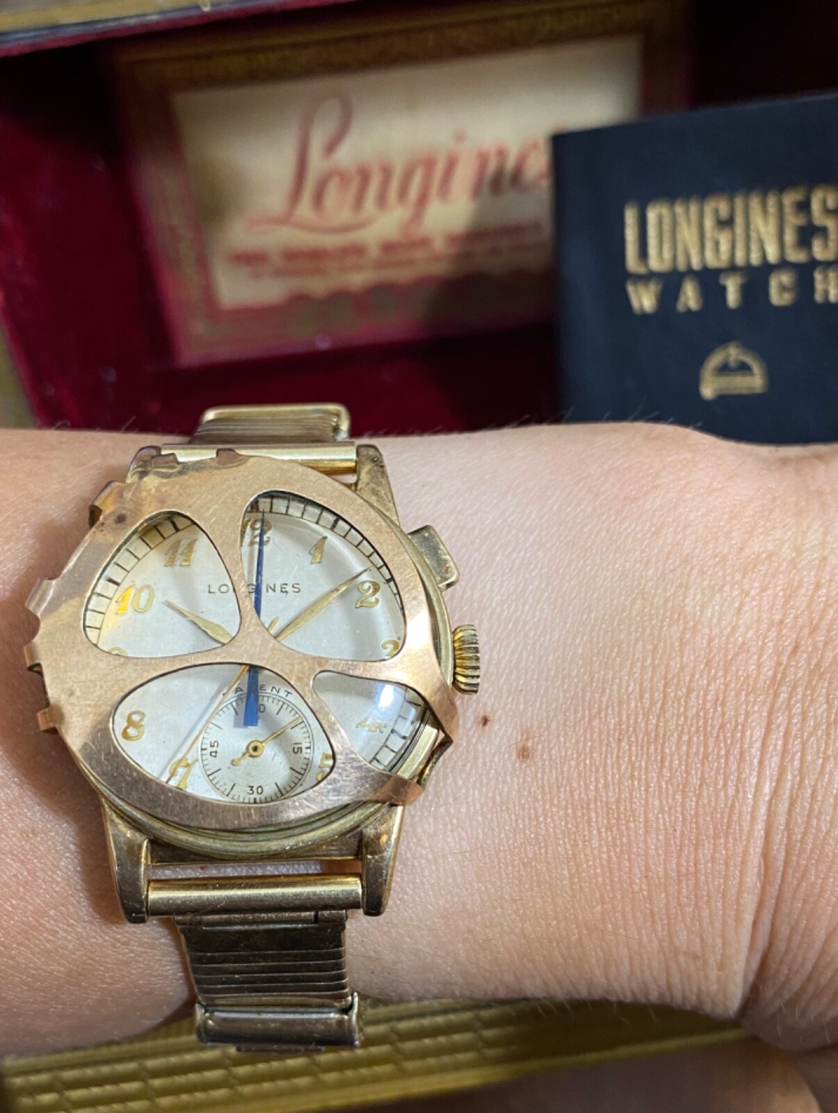 vintage Longines Chronograph Flyback 12.68Z Pilot Forstner Komfit Guards PLSREAD