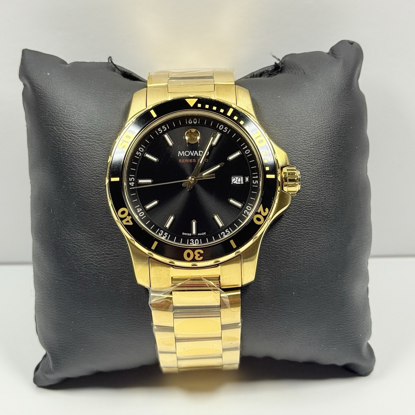 New-Movado Series 800 2600145 Black Dial Yellow Tone Stainless Steel Men’s Watch