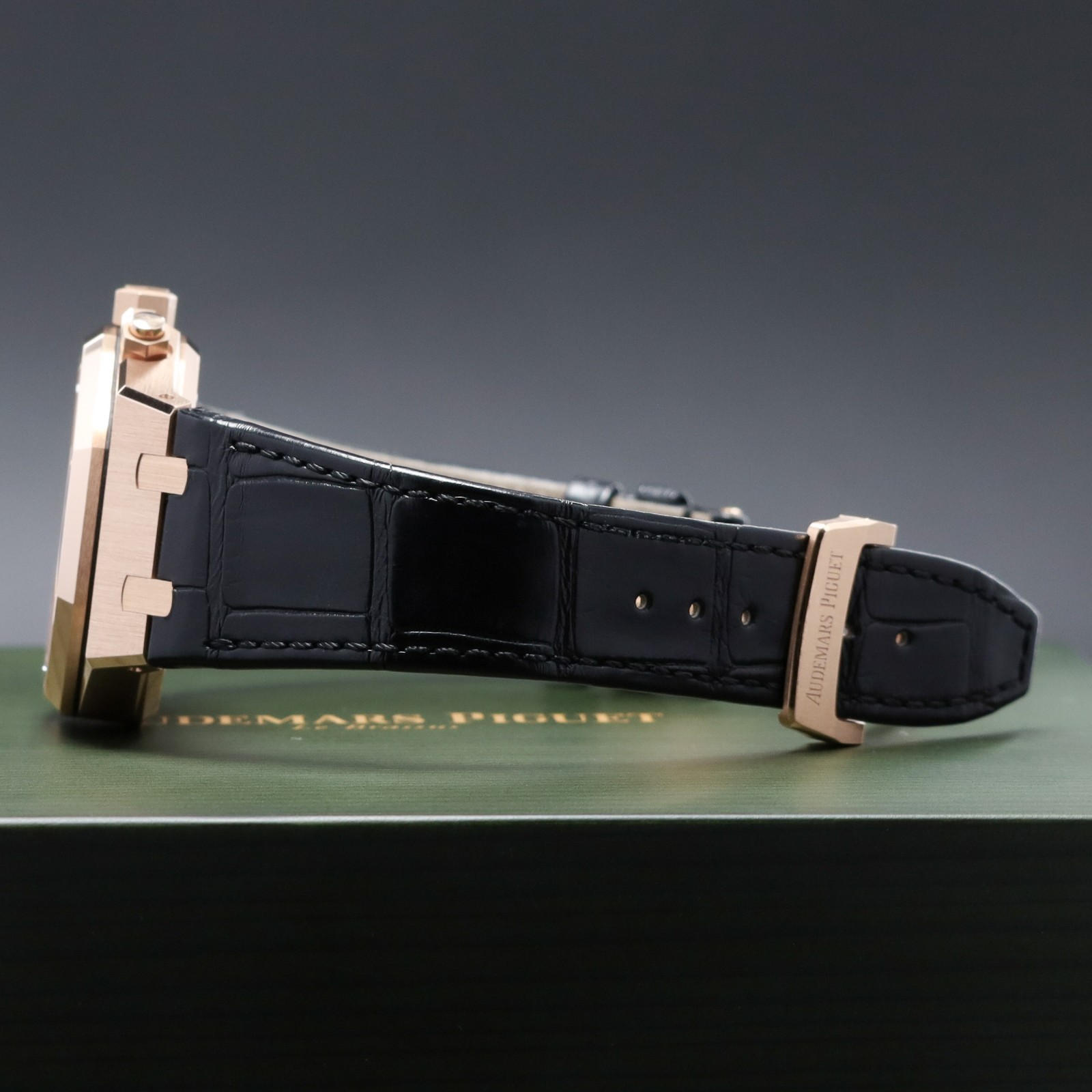Audemars Piguet Royal Oak 41mm Rose Gold Black Tapisserie Dial Strap 26240OR