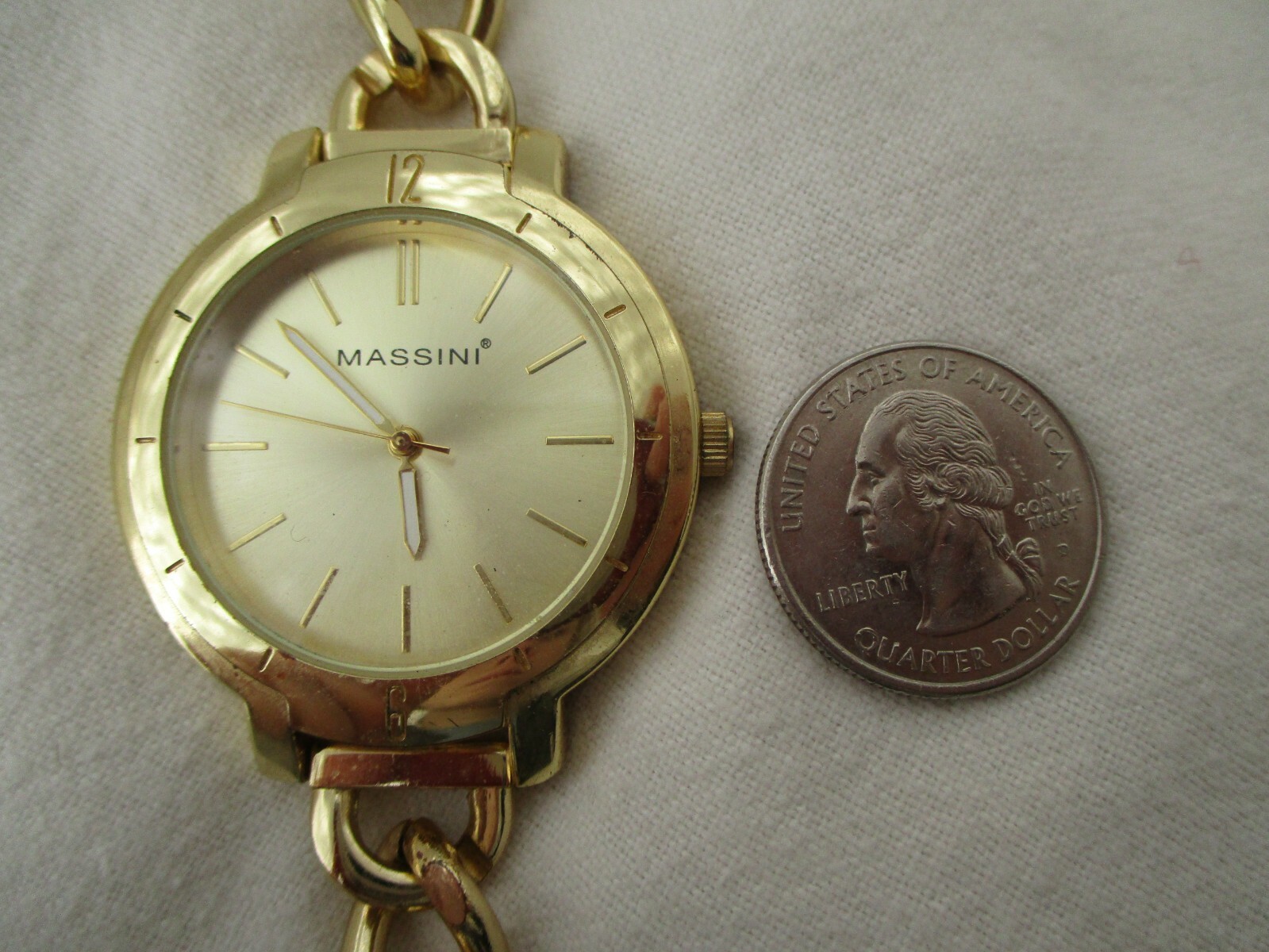 Massini Analog Wristwatch