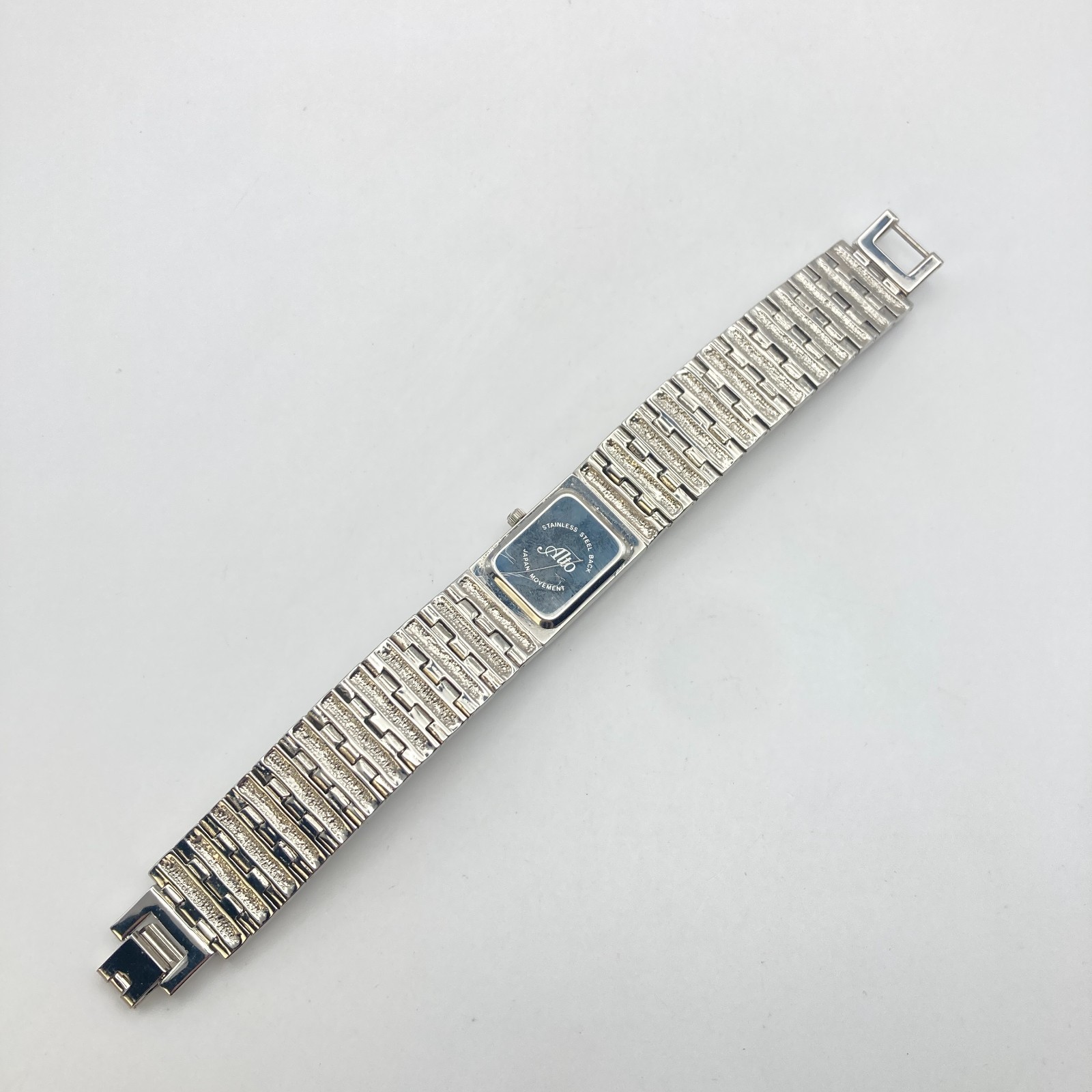 Alto Womens Watch Silver Tone Crystals Bling 19mm Faceted Crystal New Battery 7″