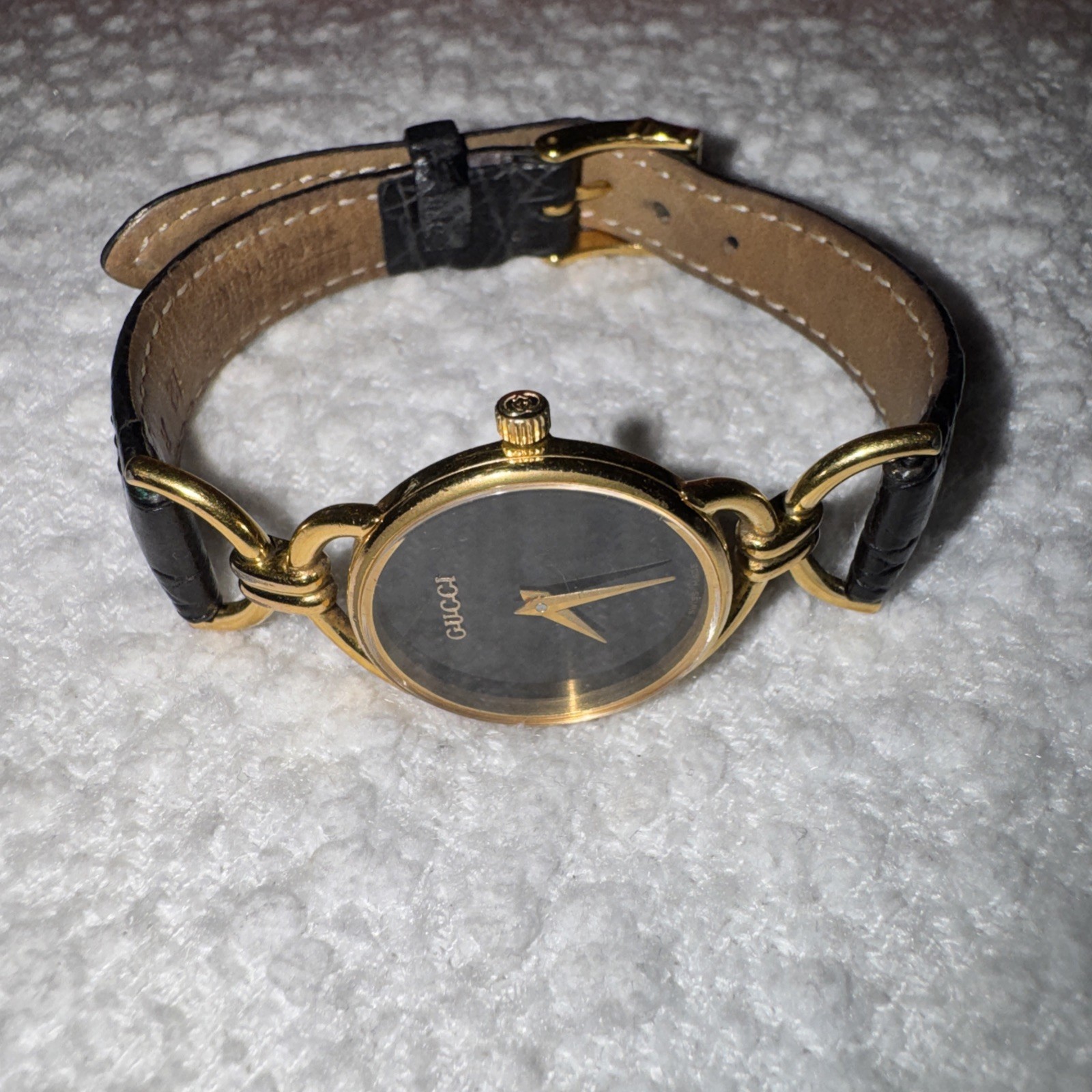 Vintage Authentic Gucci Women’s Watch Model 6000 Gold Plated Swiss Made