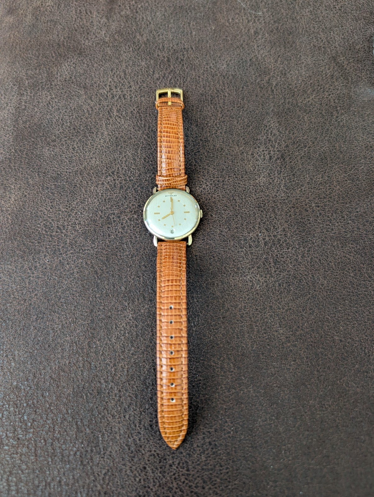 Wittnauer 36mm 10k Gold Filled Case Linen Dial Leather Strap Vintage Unisex