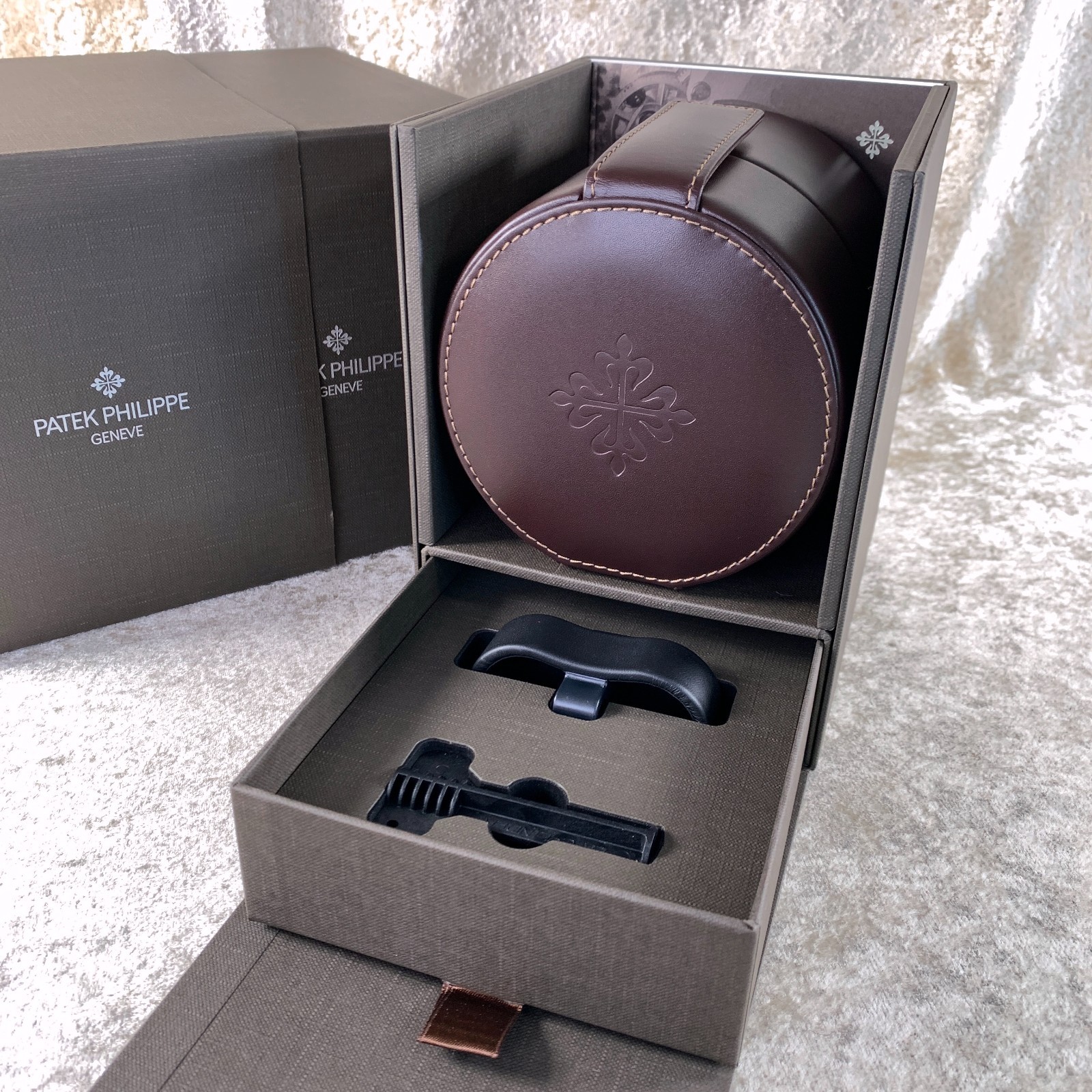 Patek Philippe WINDER SELF WINDING CYLINDER Bluetooth w/Case