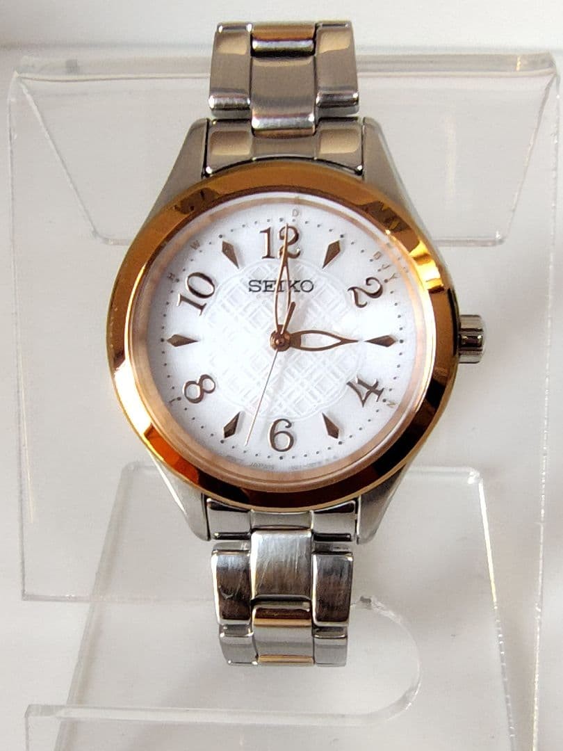Seiko Selection 1B21-0AS0 Solar Quartz Ladies Watch Japan