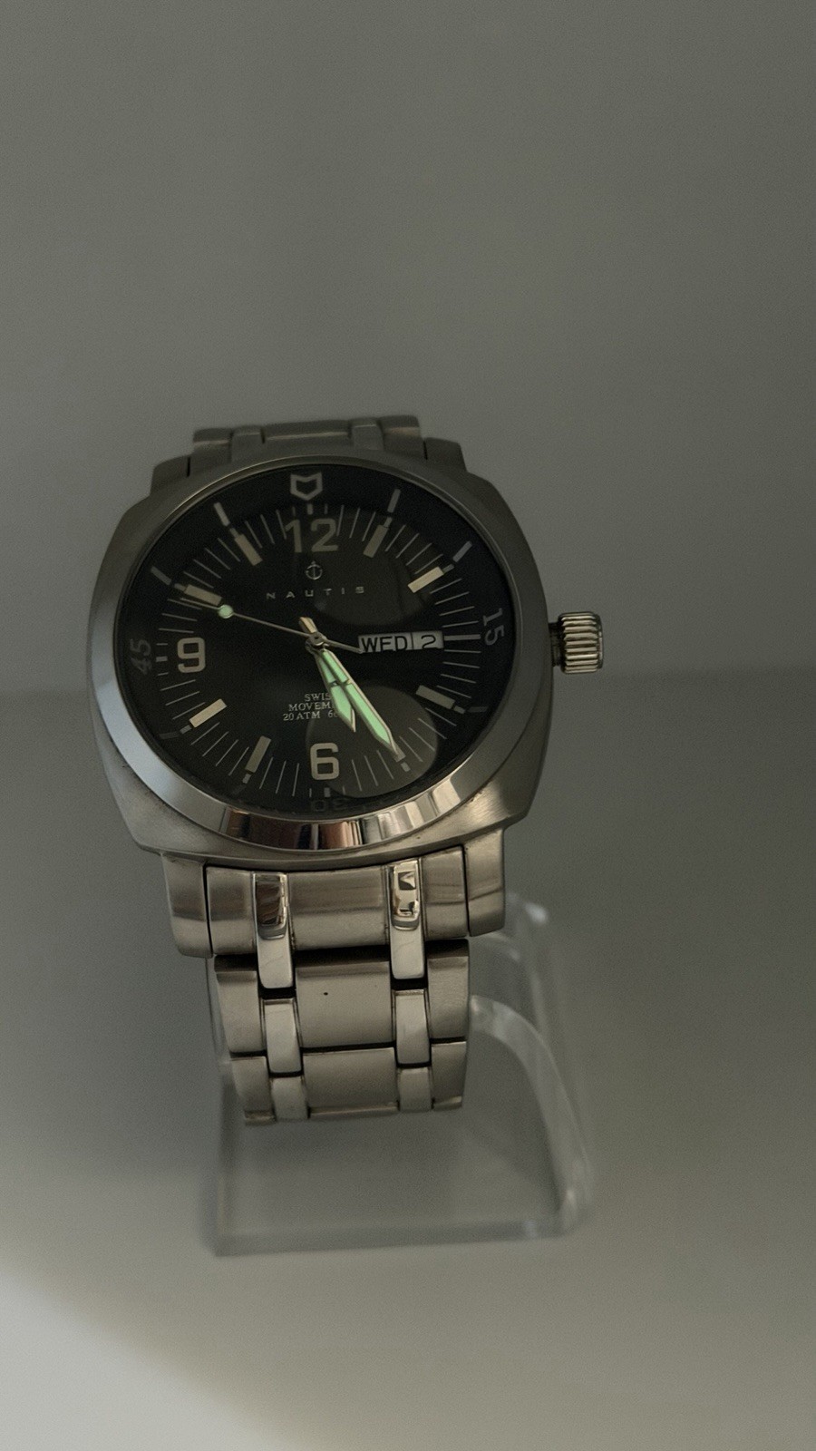 Nautis Stealth 200 GL2087 Men’s Swiss Quartz Watch