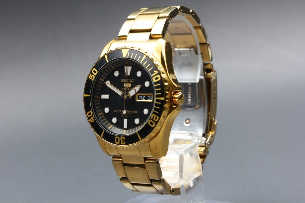Working item SEIKO 5 Sports SNZF22 7S36 03C0 black gold automatic men s 17274