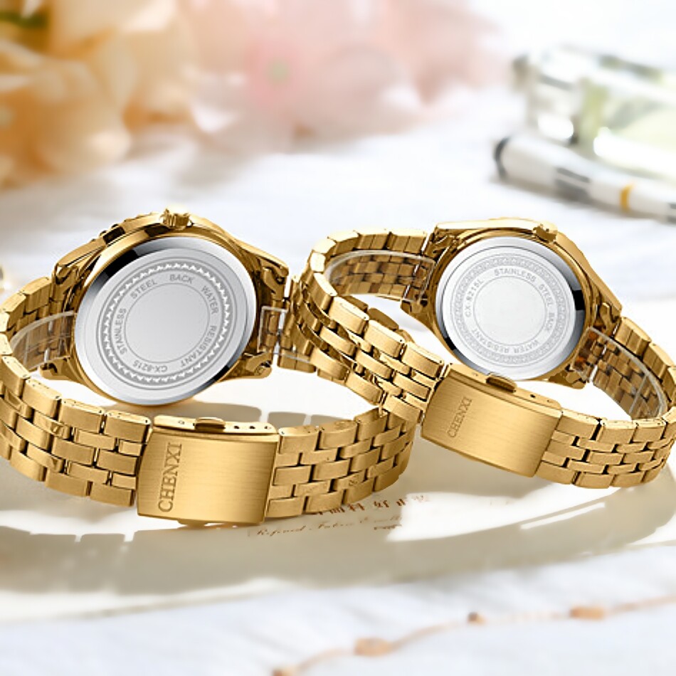 30m (3 atm) Water Resistance Gold Crystal Luminous Men/Woman Couple Quartz Watch