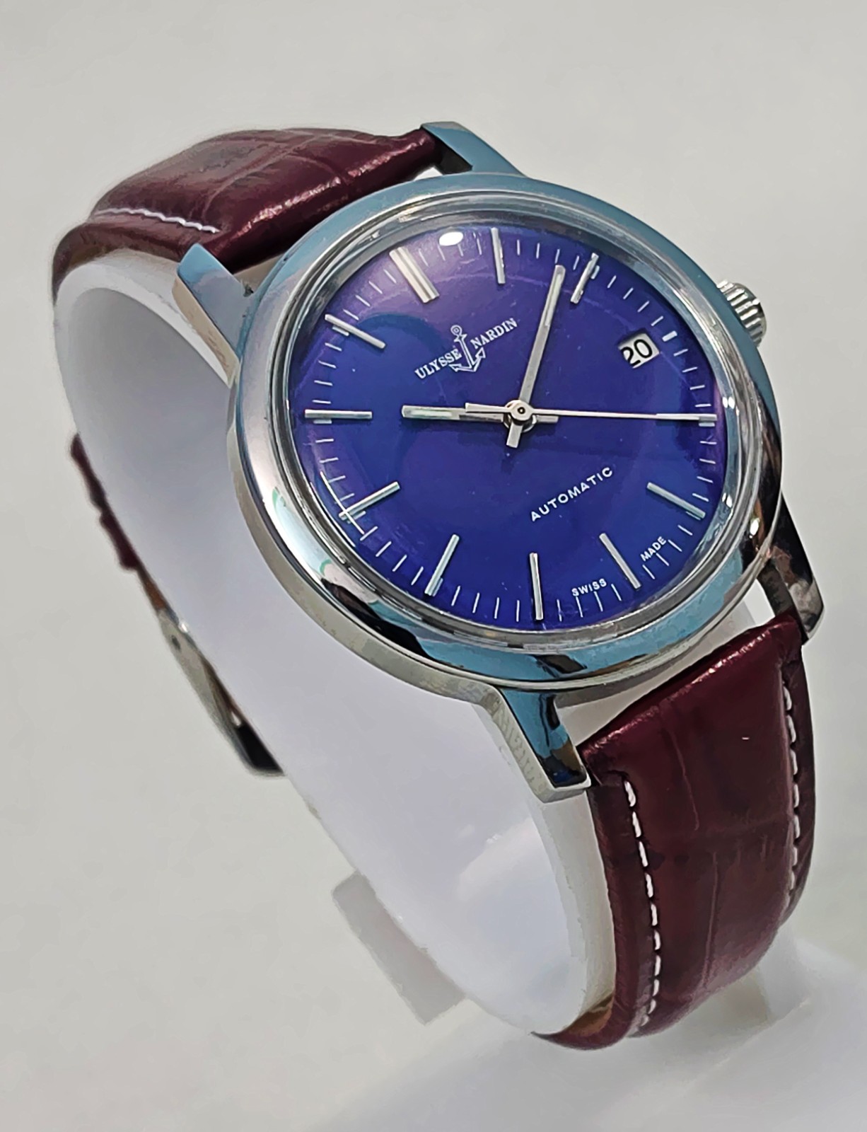 Swiss Made Vintage Ulysse Nardin Automatic 25-Jewels SS Date Men’s Wristwatch