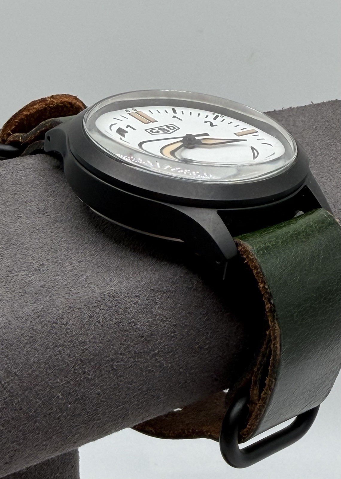 Greg Stevens Design GSD-3A Snowy Field Men’s Automatic Watch